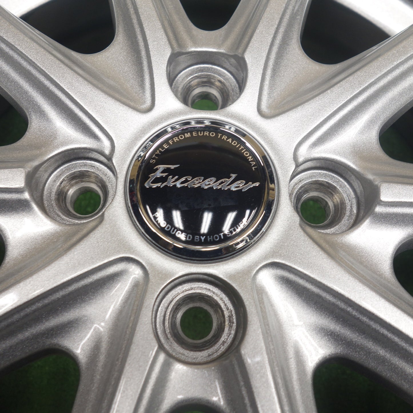バリ溝！23年！キレイ！9.5分◎スタッドレス 155/65R14 トーヨー オブザーブ GIZ2 Exceeder エクシーダー 14インチ PCD100/4H◎6081002KTス