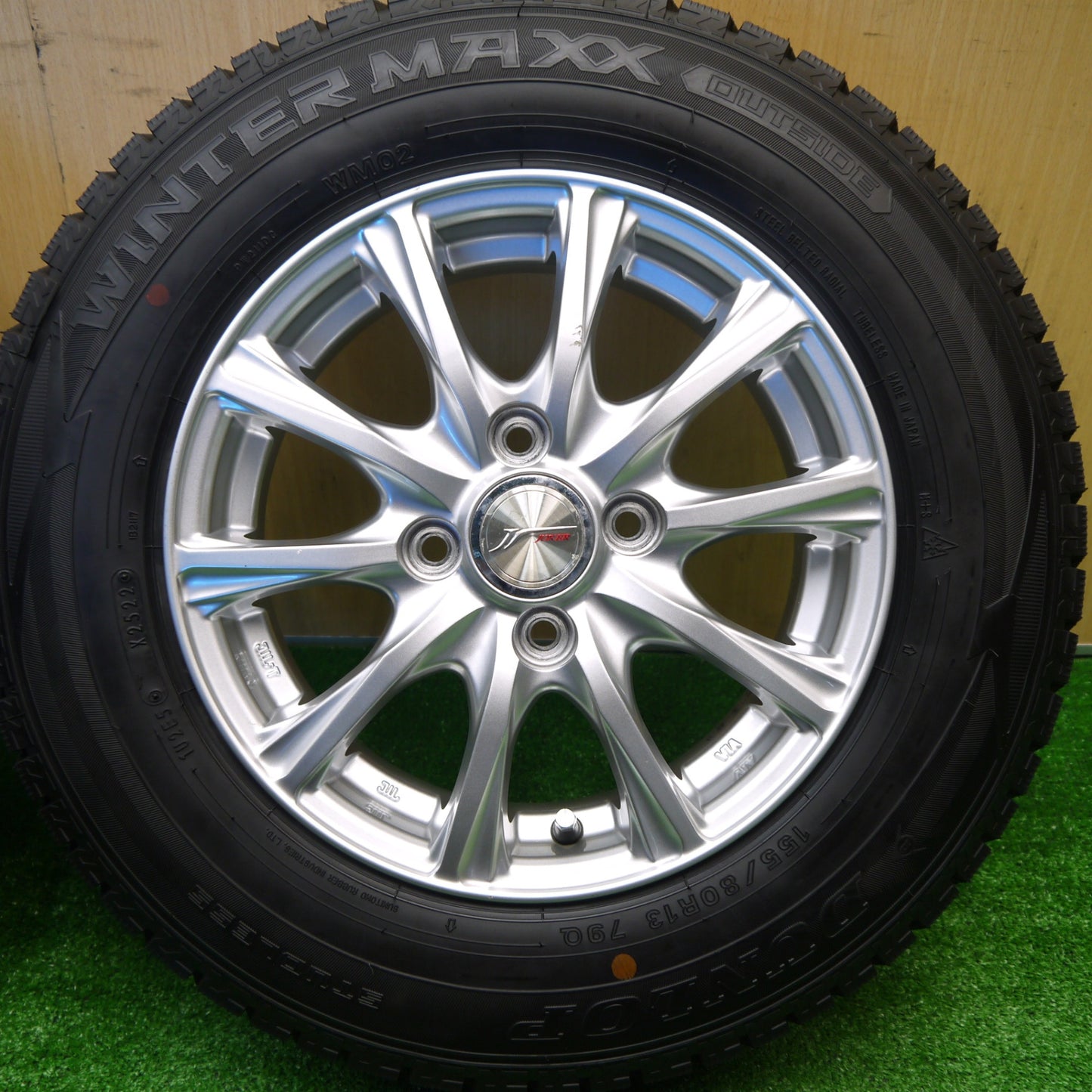 バリ溝！22年！キレイ！9.5分以上★スタッドレス 155/80R13 ダンロップ ウインターマックス WM02 JOKER ジョーカー 13インチ PCD100/4H★5101703Hス