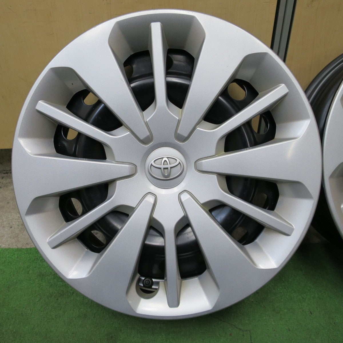 キレイ◎トヨタ タンク パッソ ルーミー 等 純正 スチール ホイール 14インチ 14×5J PCD100/4H◎6101201NGホ