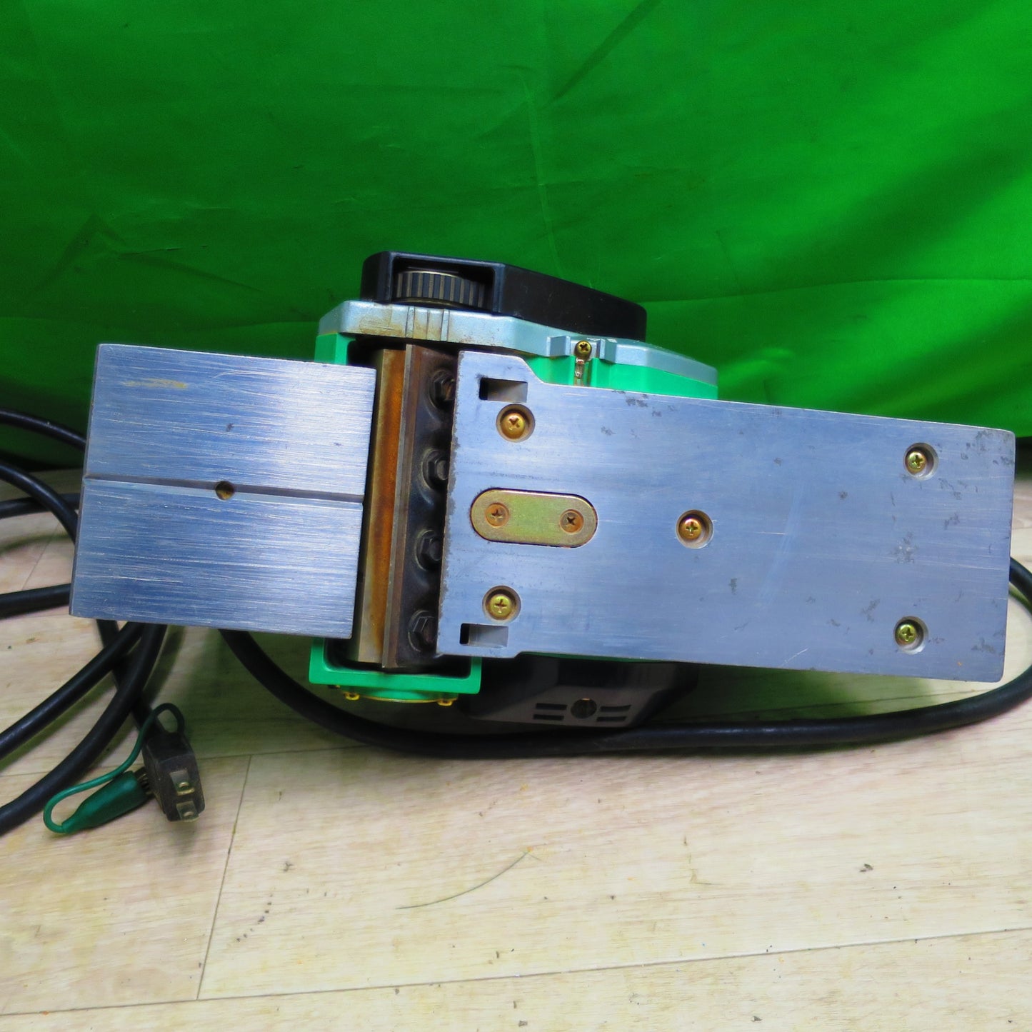 [送料無料] ☆HITACHI 日立工機 電動 かんな P35 替刃式 120mm 100V 工具 DIY 大工 道具☆