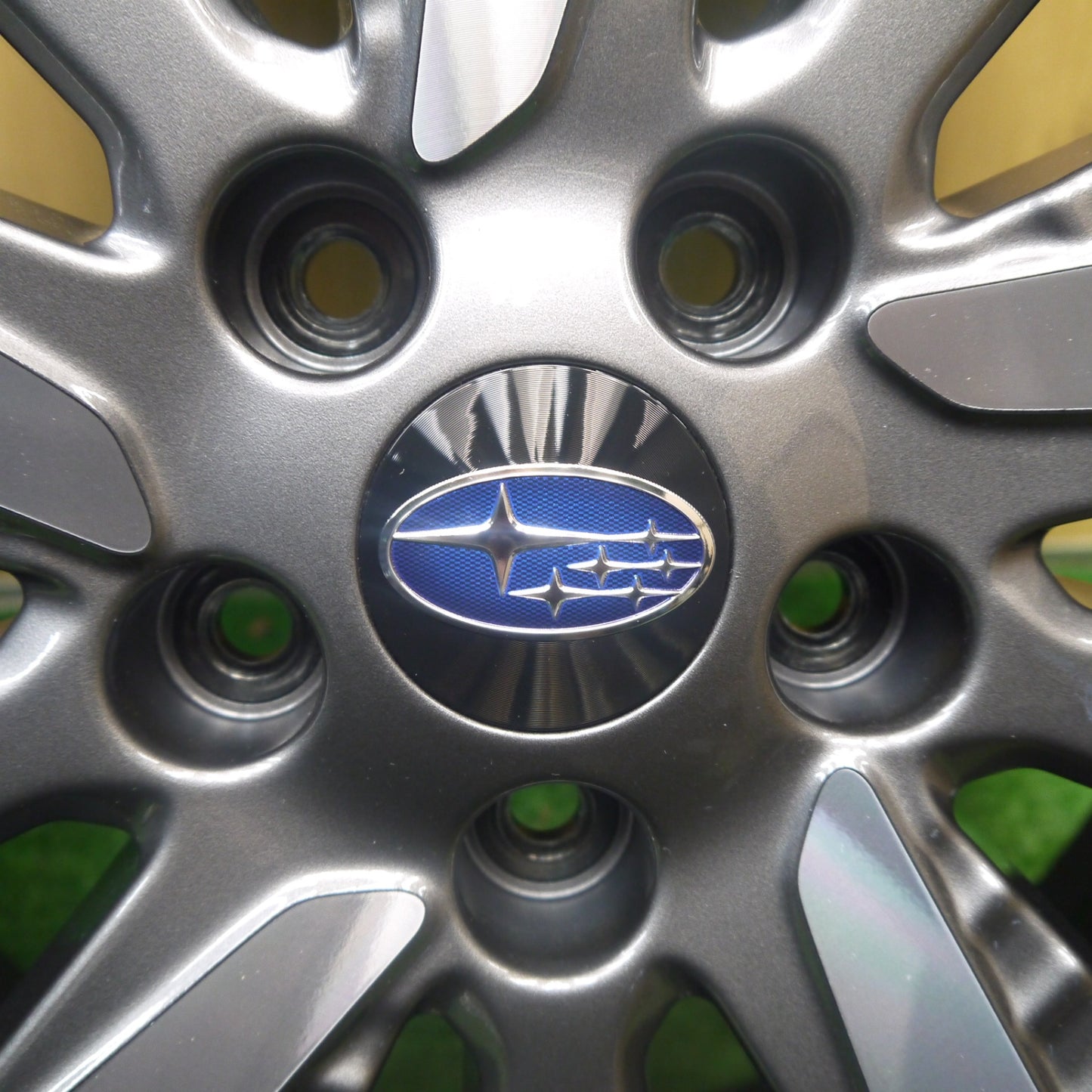 新車外し★スバル 現行 フォレスター Premium S:HEV EX 純正 ホイール 19インチ 19×7.5J PCD114.3/5H★6010602Hホ