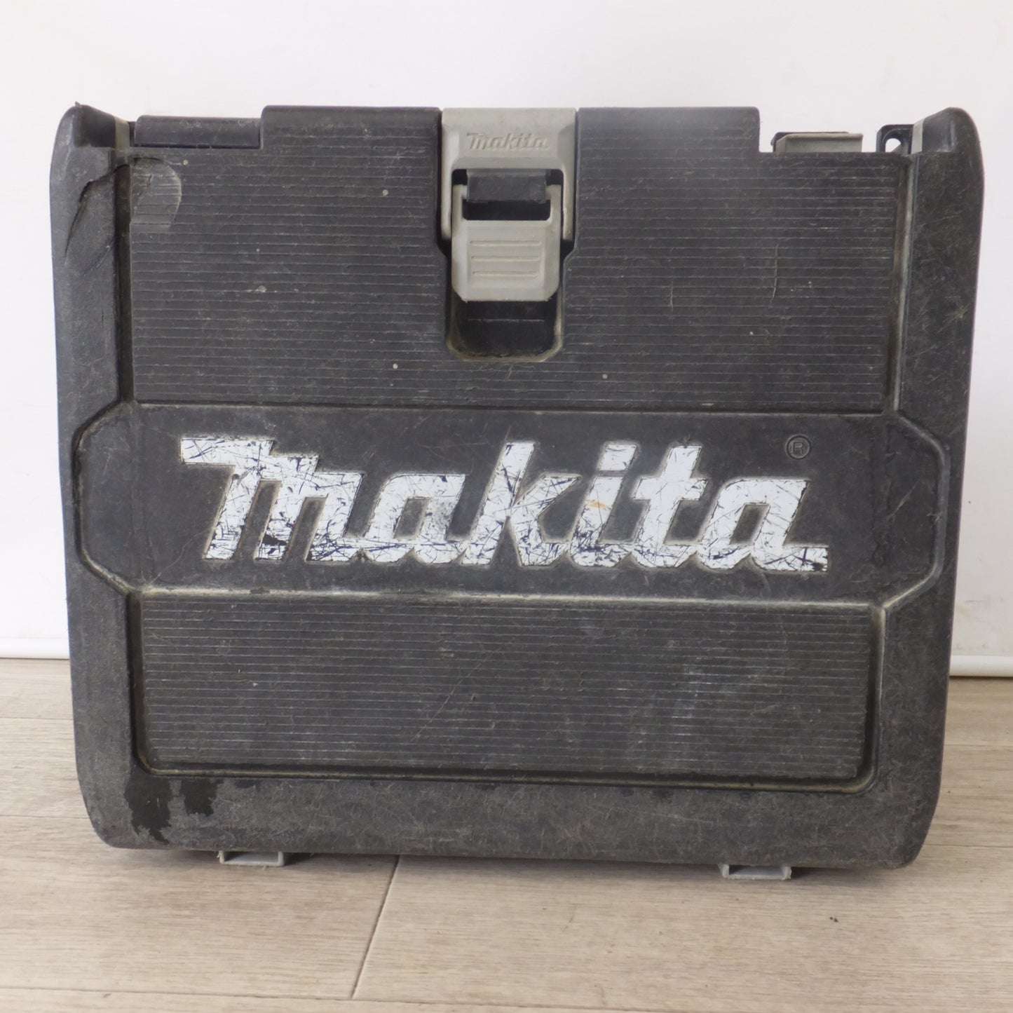 [送料無料] ★マキタ makita 充電式インパクトドライバ TD172DGXFY 18V★