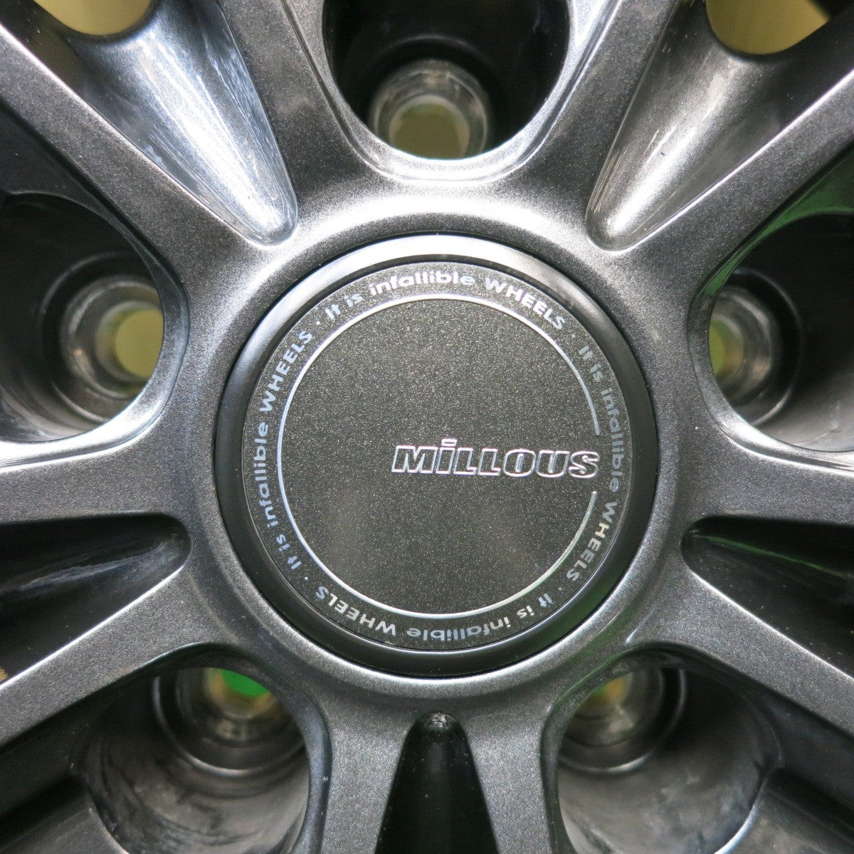 バリ溝！キレイ！9.5分★スタッドレス 225/65R17 ヨコハマ アイスガード G075 MiLLOUS DF ミルアス 17インチ PCD114.3/5H★6010807HAス
