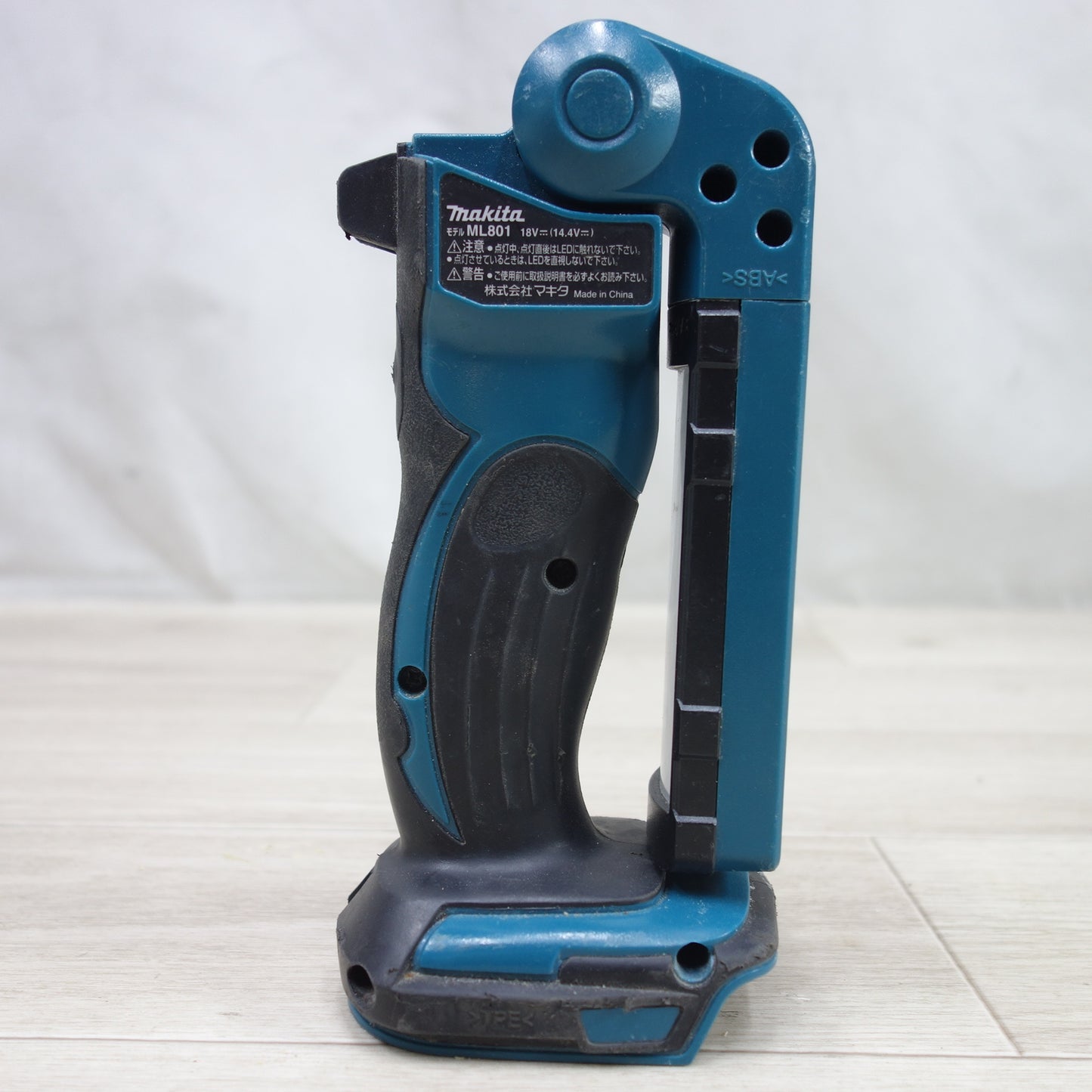 [送料無料] ◆マキタ 充電式 LED ワークライト ML801 18V/14.4V 照明 作業 コードレス Makita◆