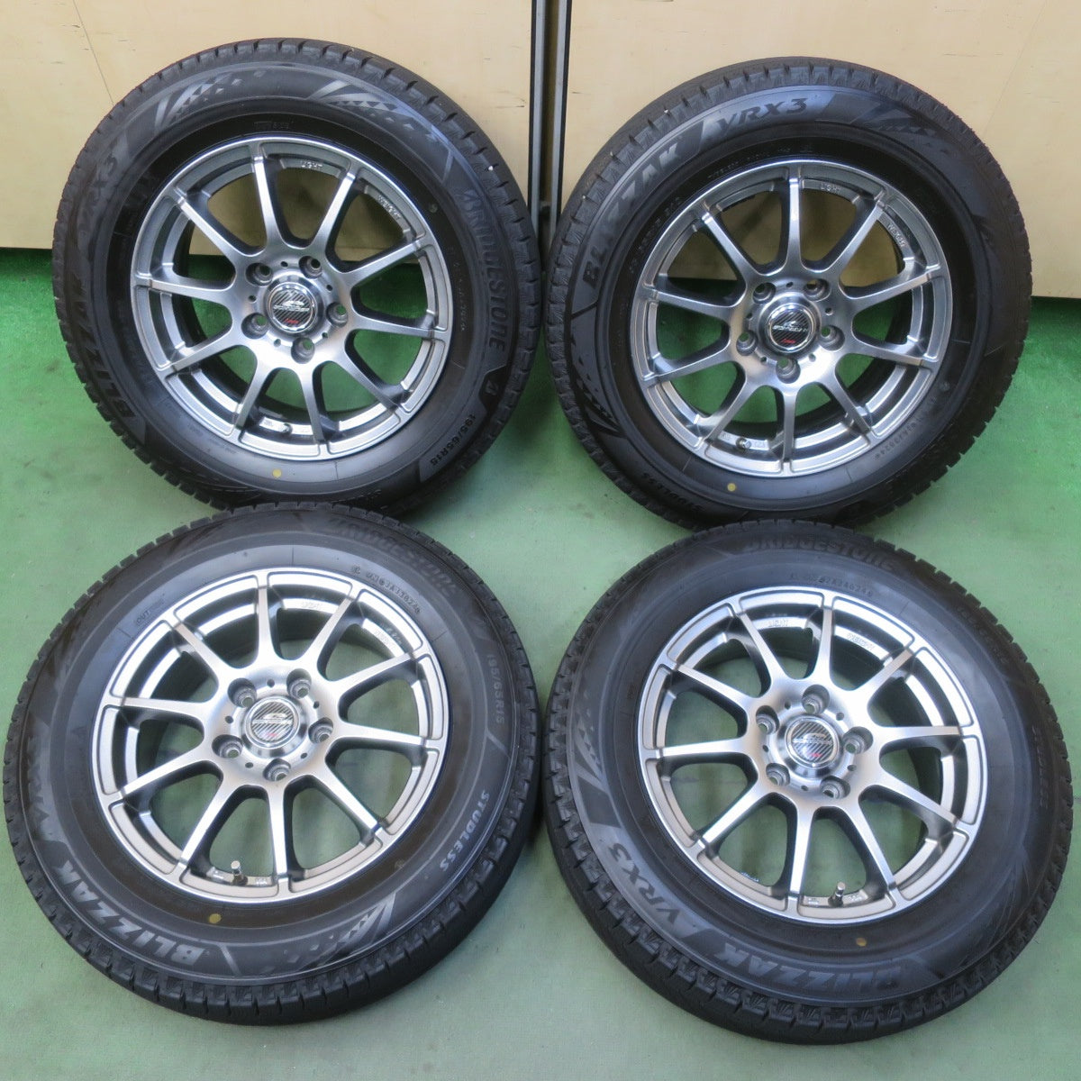 バリ溝！24年！ほぼ10分◎スタッドレス 195/65R15 ブリヂストン ブリザック VRX3 SCHNEIDER ATECH シュナイダー 15インチ PCD114.3/5H◎6092308イス