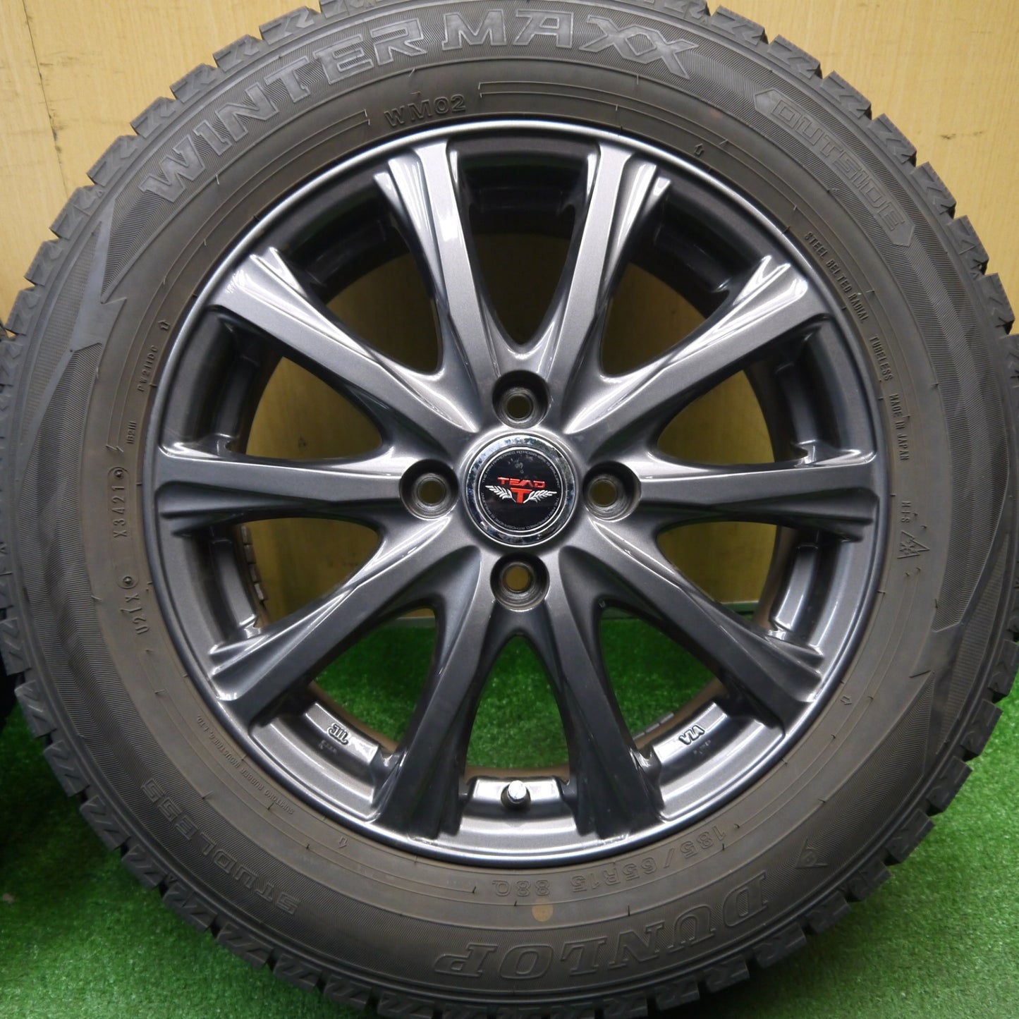 バリ溝！21年！キレイ！8.5分★スタッドレス 185/65R15 ダンロップ ウインターマックス WM02 TEAD テッド 15インチ PCD100/4H★5121705Hス