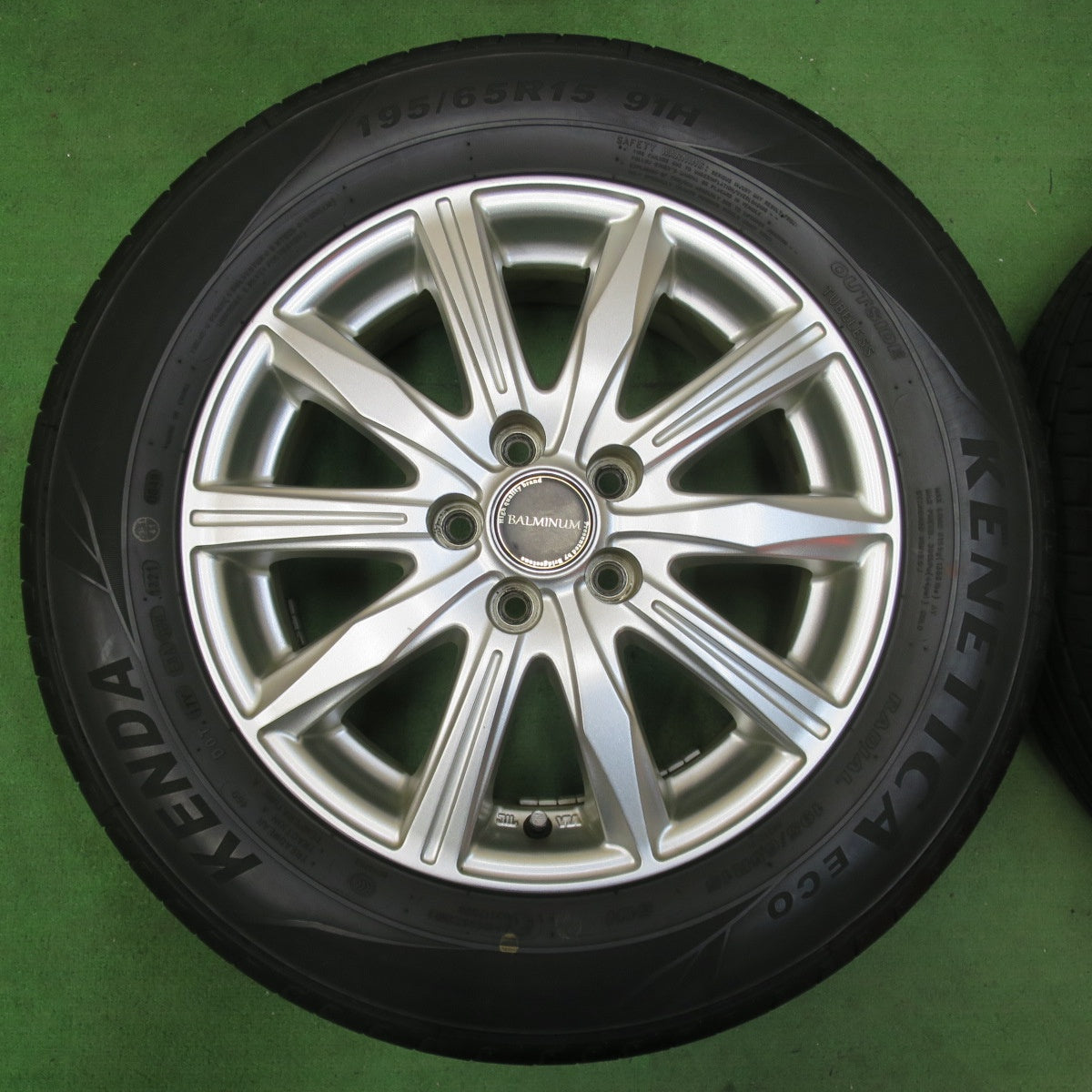 [送料無料] バリ溝！21年！キレイ！9分★プリウス 等 195/65R15 ケンダ ケネティカ エコ BALMINUM バルミナ 15インチ PCD100/5H★5021702イノ