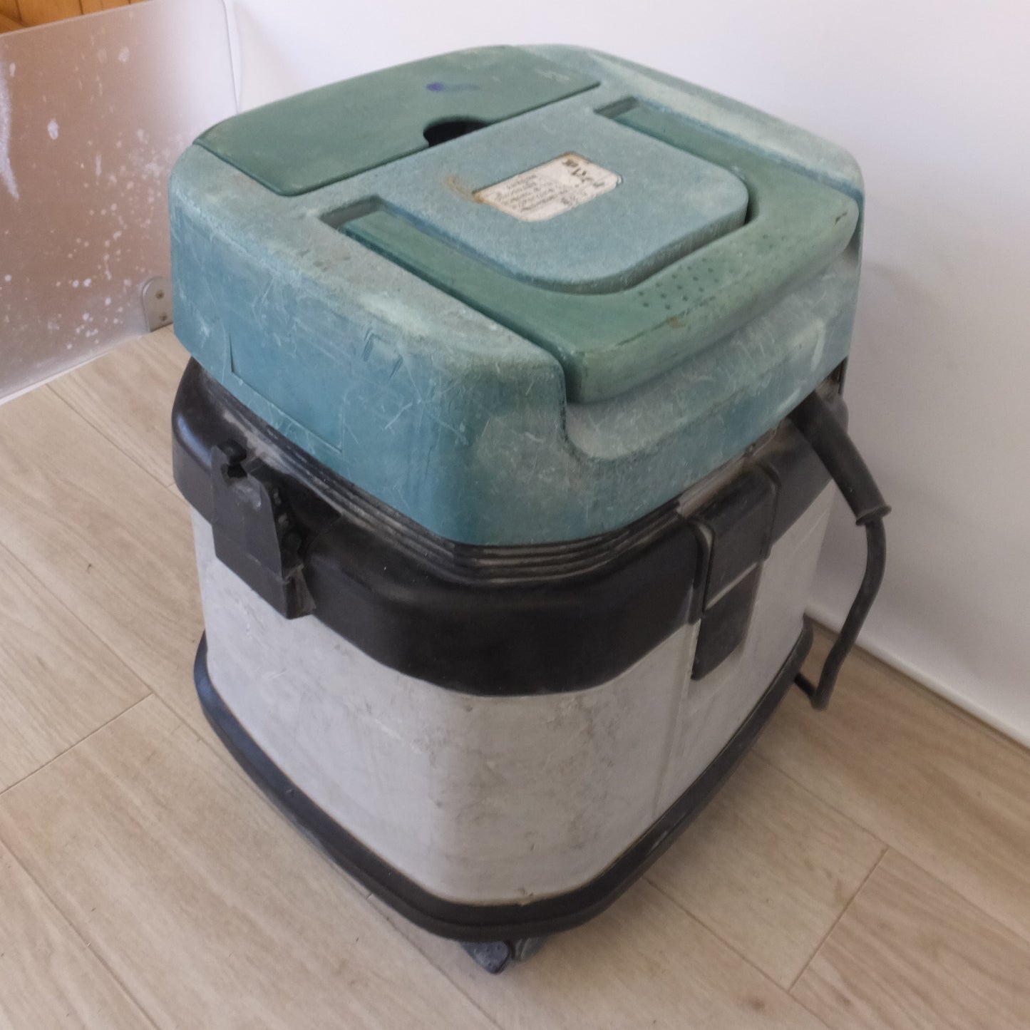 [送料無料] ★マキタ makita 粉じん専用 業務用 無段変速 集じん機 475(?)　ホース 延長コード　セット★