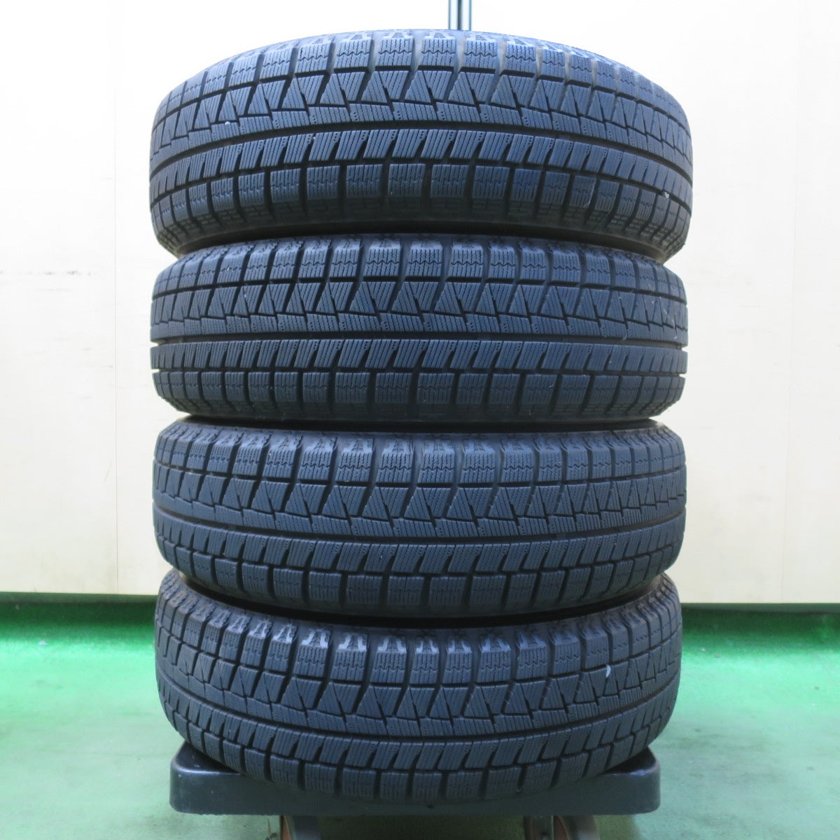 バリ溝！23年！キレイ！9分★スタッドレス 155/65R14 ブリヂストン アイスパートナー2 BALMINUM バルミナ 14インチ PCD100/4H★5112905イス