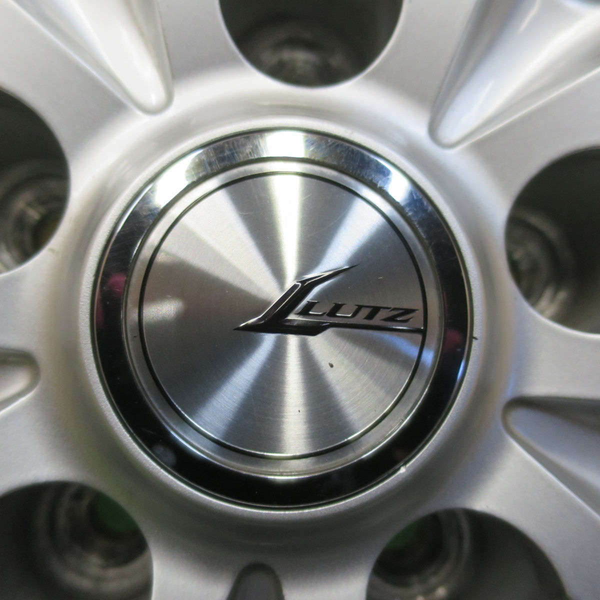 バリ溝！キレイ！9.5分★スタッドレス 205/65R16 ヨコハマ アイスガード iG50 プラス LUTZ 社外 アルミ 16インチ PCD114.3/5H★5112904イス