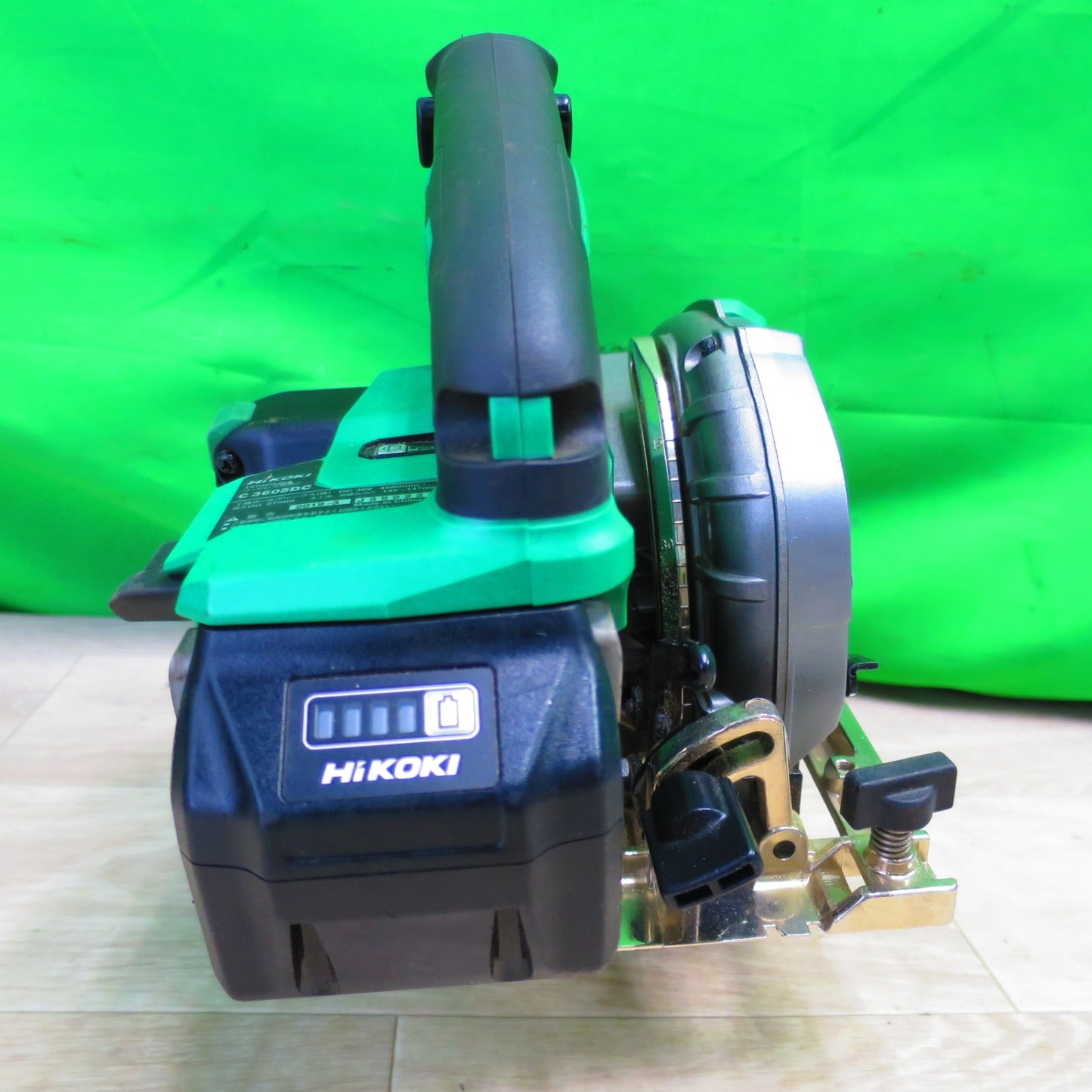 [送料無料] キレイ☆HiKOKI ハイコーキ コードレス 丸のこ C3605DC 147mm バッテリー マルチボルト 36V DIY 電動 工具☆