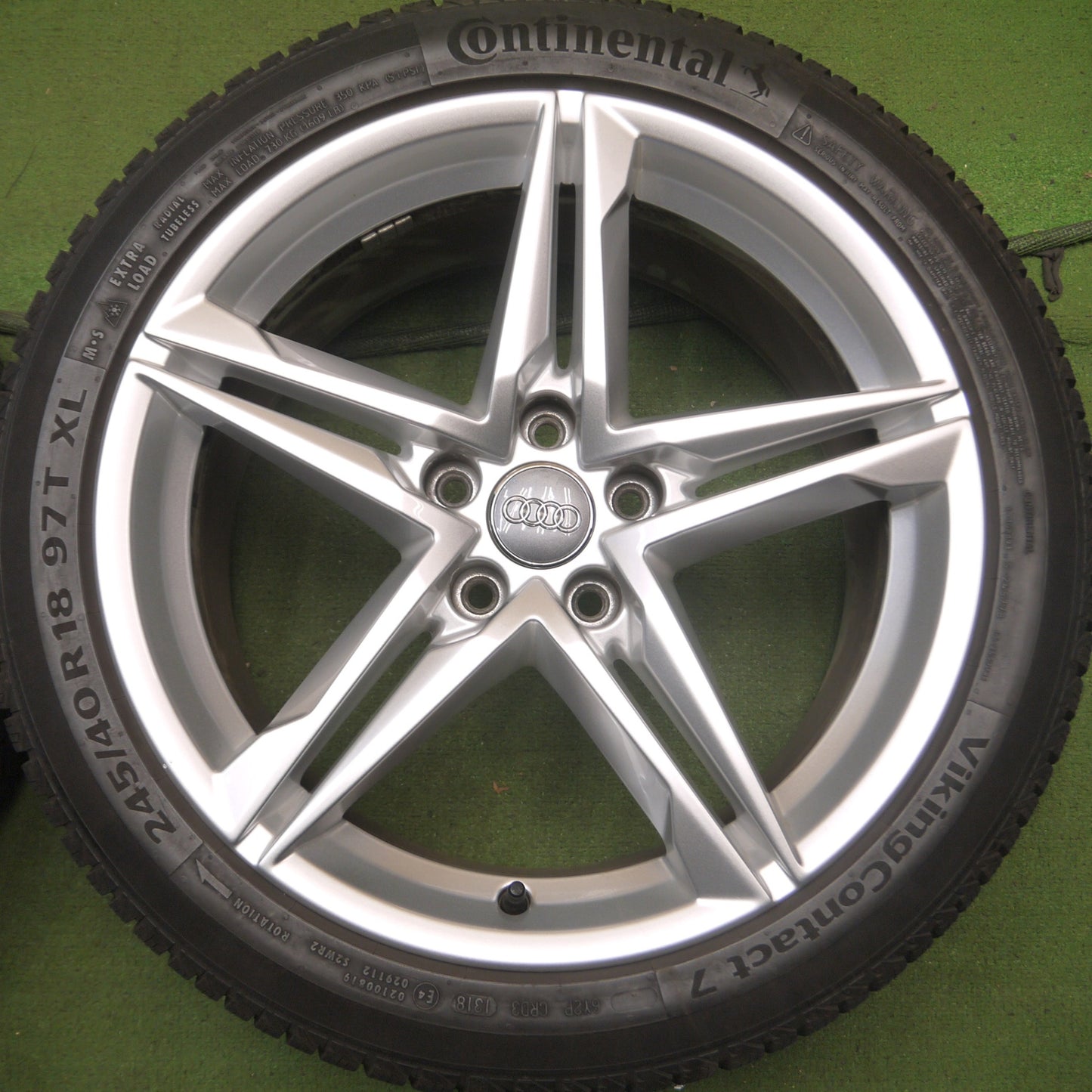 *送料無料* キレイ★アウディ A5 純正 245/40R18 スタッドレス コンチネンタル バイキング コンタクト7 18インチ PCD112/5H★4061904Hノ