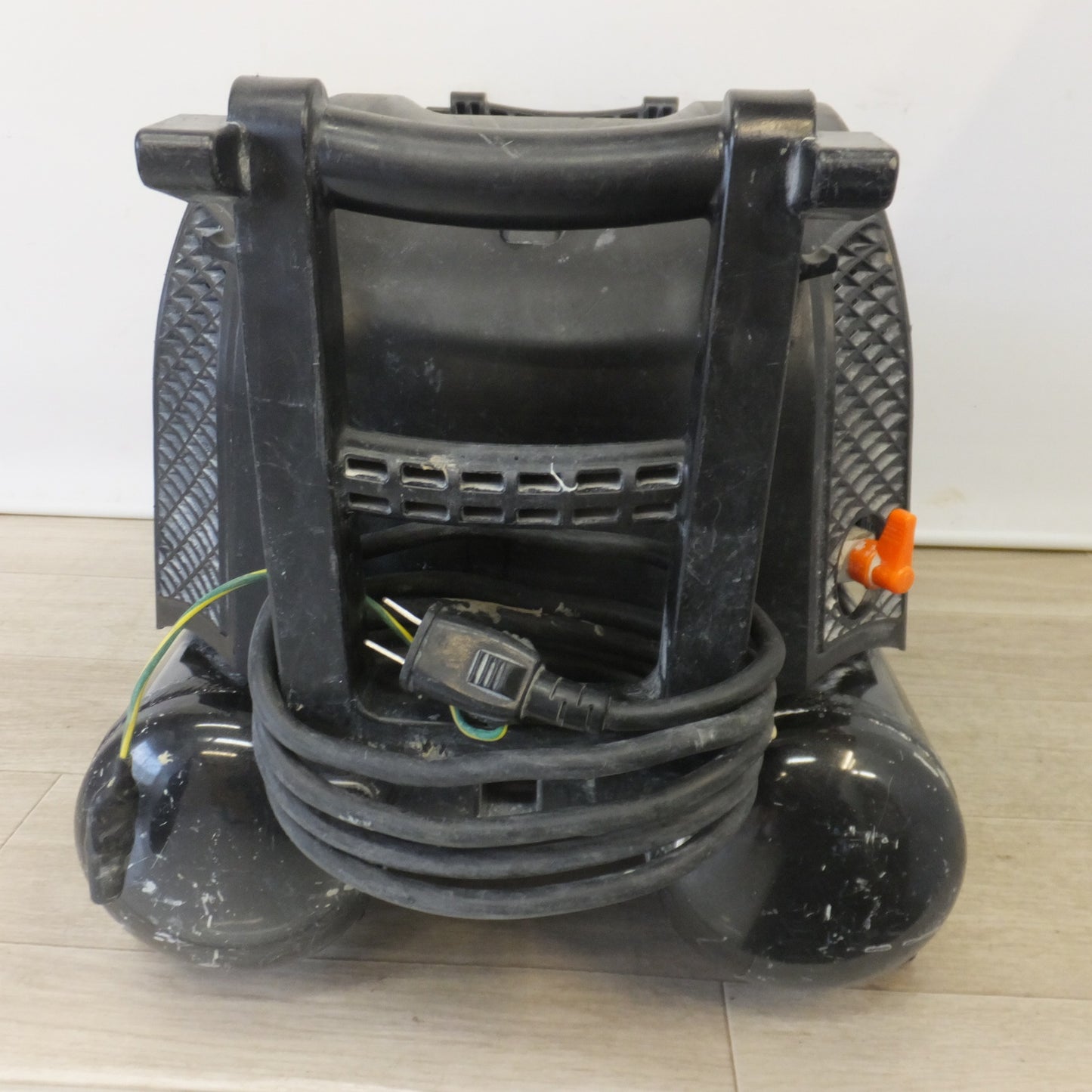 [送料無料] ジャンク★マックス MAX スーパーエア・コンプレッサ AK-HH1270E ブラック　100V 50/60Hz★