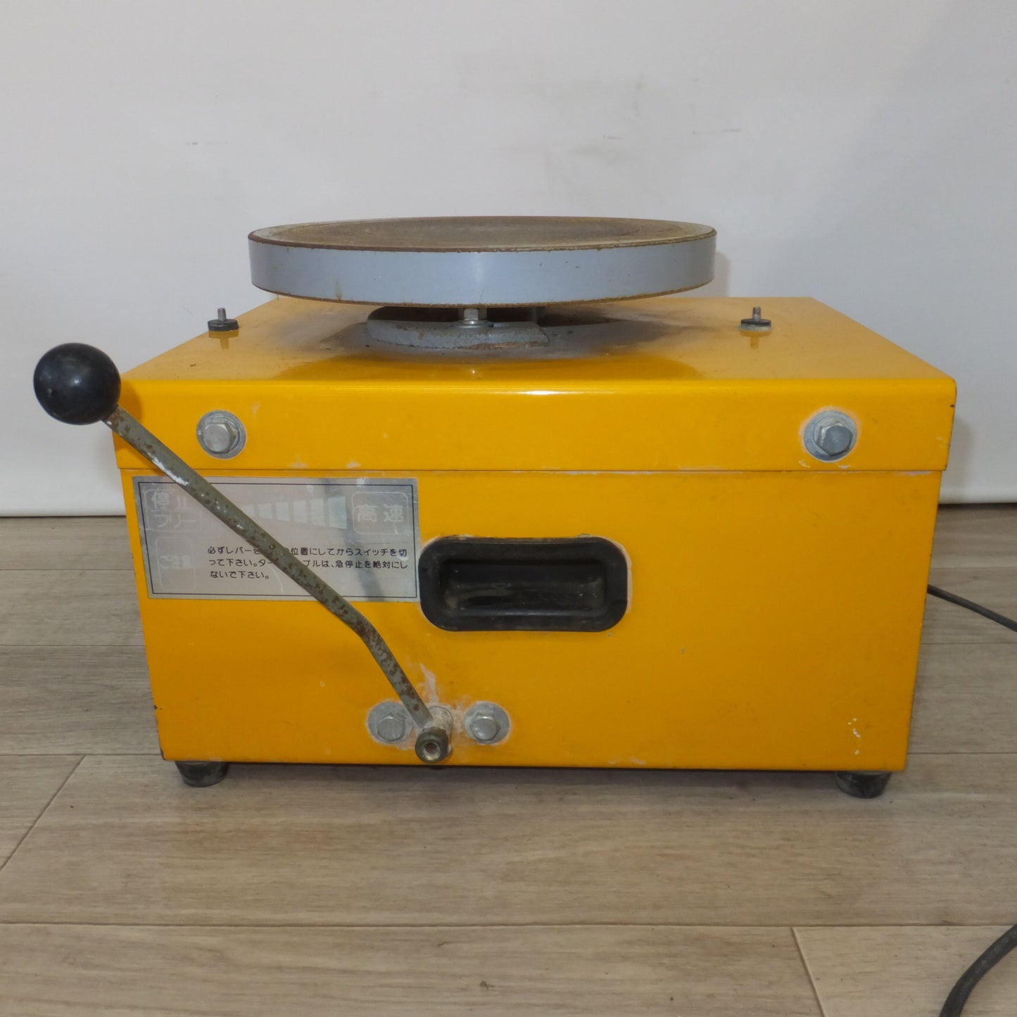 [送料無料] 岐阜発★グット電機 卓上電動ろくろ RakuRaku696 らくらく2型 電気ろくろ　100V 50Hz 60Hz★