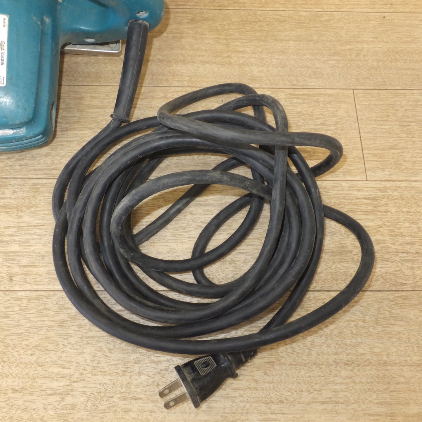 [送料無料] ★マキタ makita 5型防じんマルノコ 5045KB　120～125mm　100V 11A 50-60Hz 1050W　木工用 超硬丸ノコ★