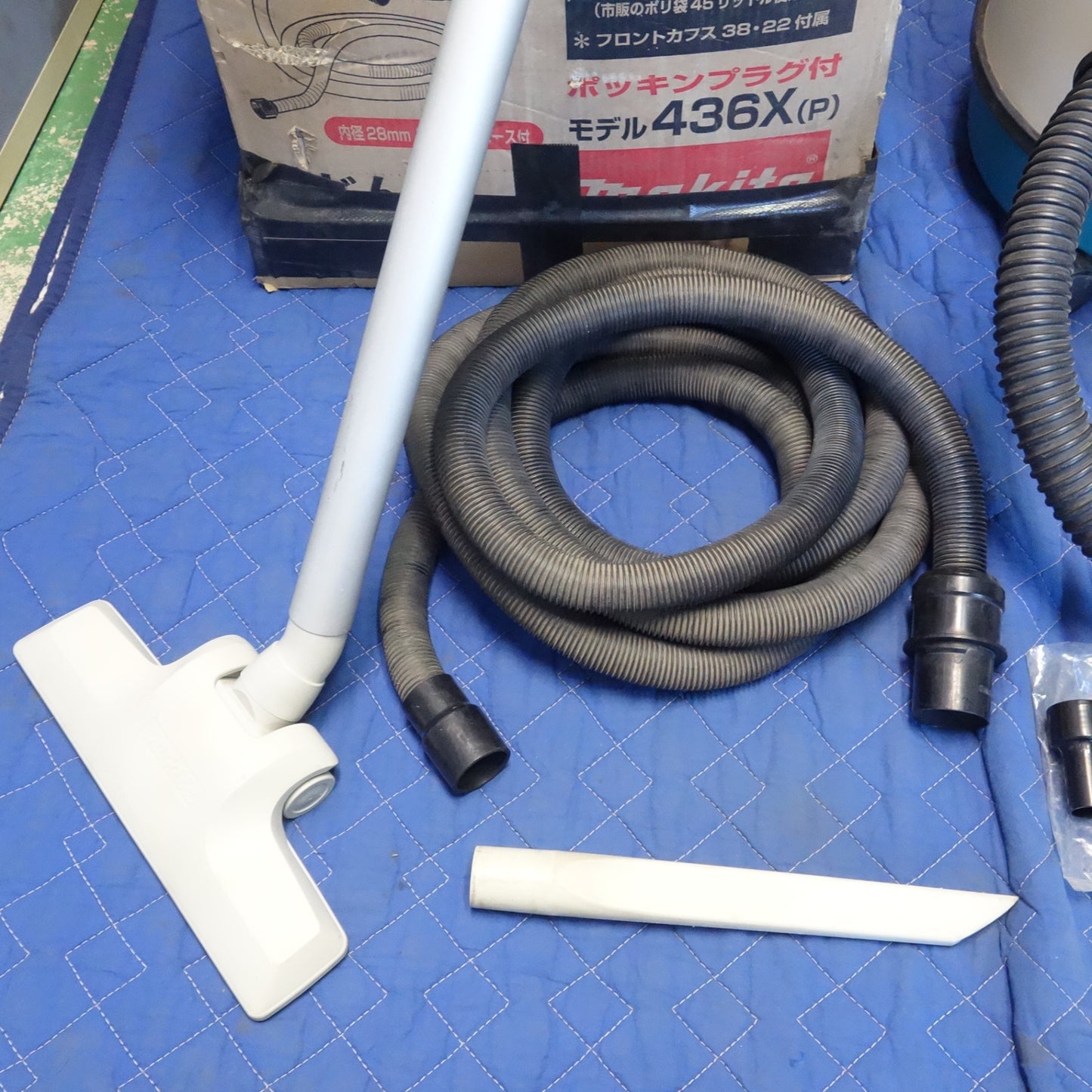 [送料無料] ☆マキタ 乾式専用 業務用 強・弱 2スピード 集じん機 100V 436 ホース付き 集塵 電動 工具☆