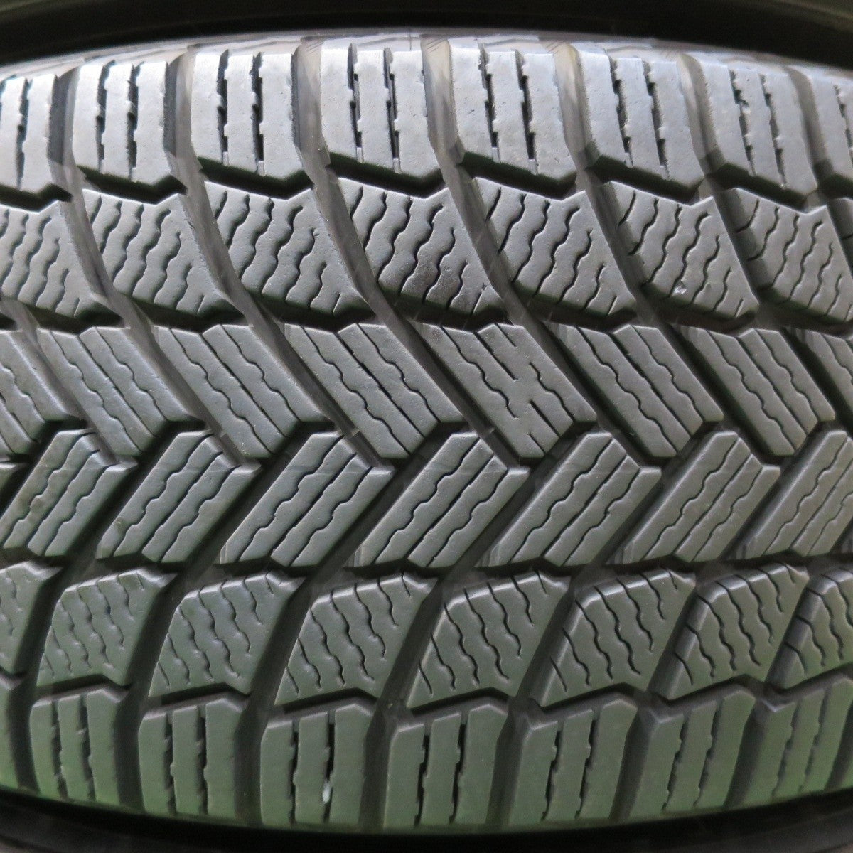 バリ溝！21年！キレイ！9分★スタッドレス 225/65R17 ミシュラン X-ICE SNOW SUV ravrion RS01 ラブリオン 17インチ PCD114.3/5H★5010301イス
