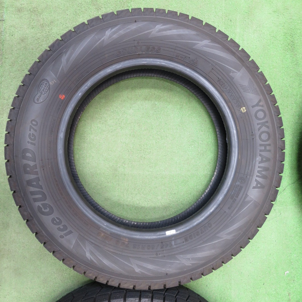 バリ溝！25年！ほぼ10分◎スタッドレス 145/80R13 ヨコハマ アイスガード iG70 タイヤ 13インチ タント N-BOX ムーブ ワゴンR スペーシア 等◎6081207NGスタ