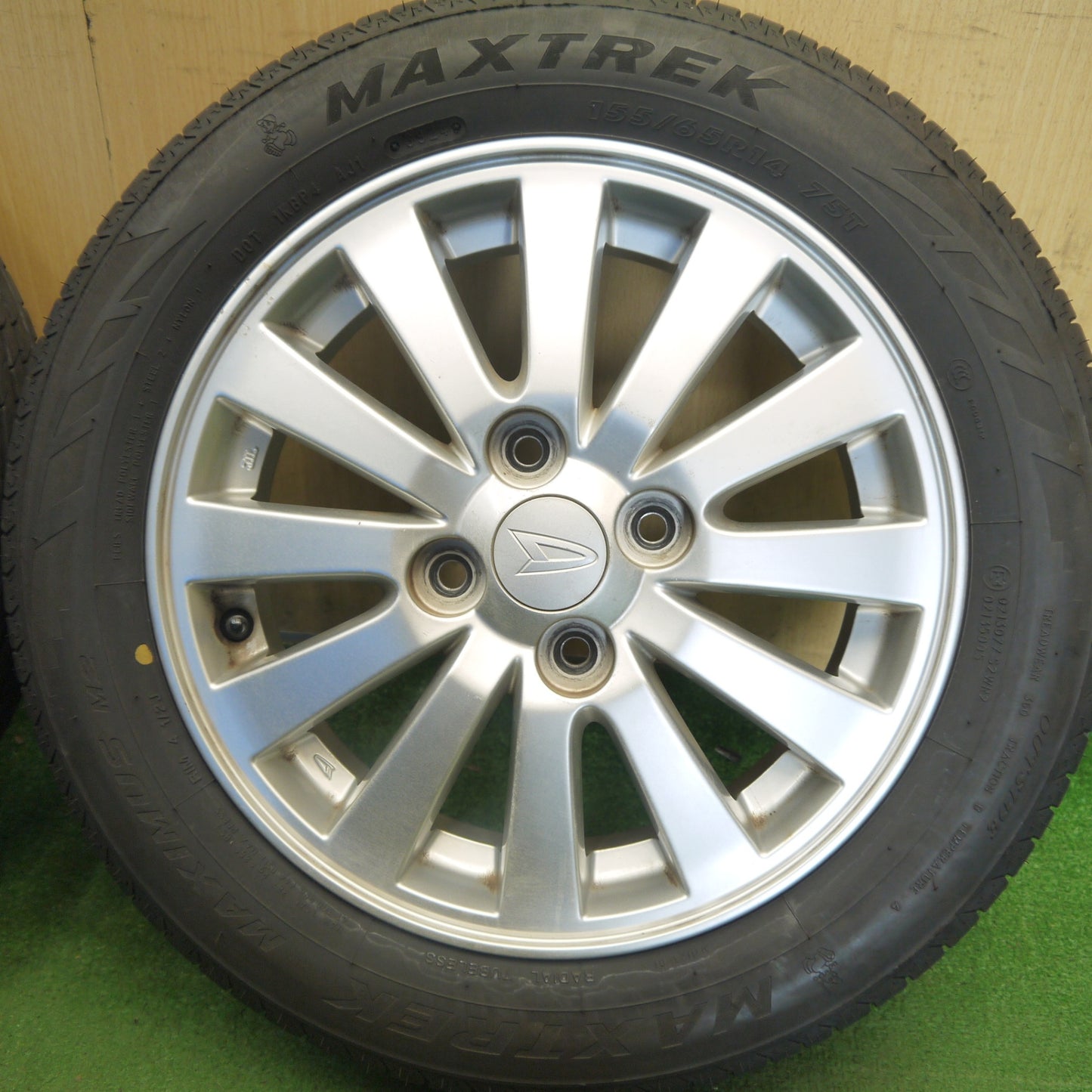 バリ溝！24年！8.5分◎ダイハツ ムーヴ コンテ ミライース 等 純正 155/65R14 マックストレック MAXIMUS M2 14インチ PCD100/4H◎6071308Hノ