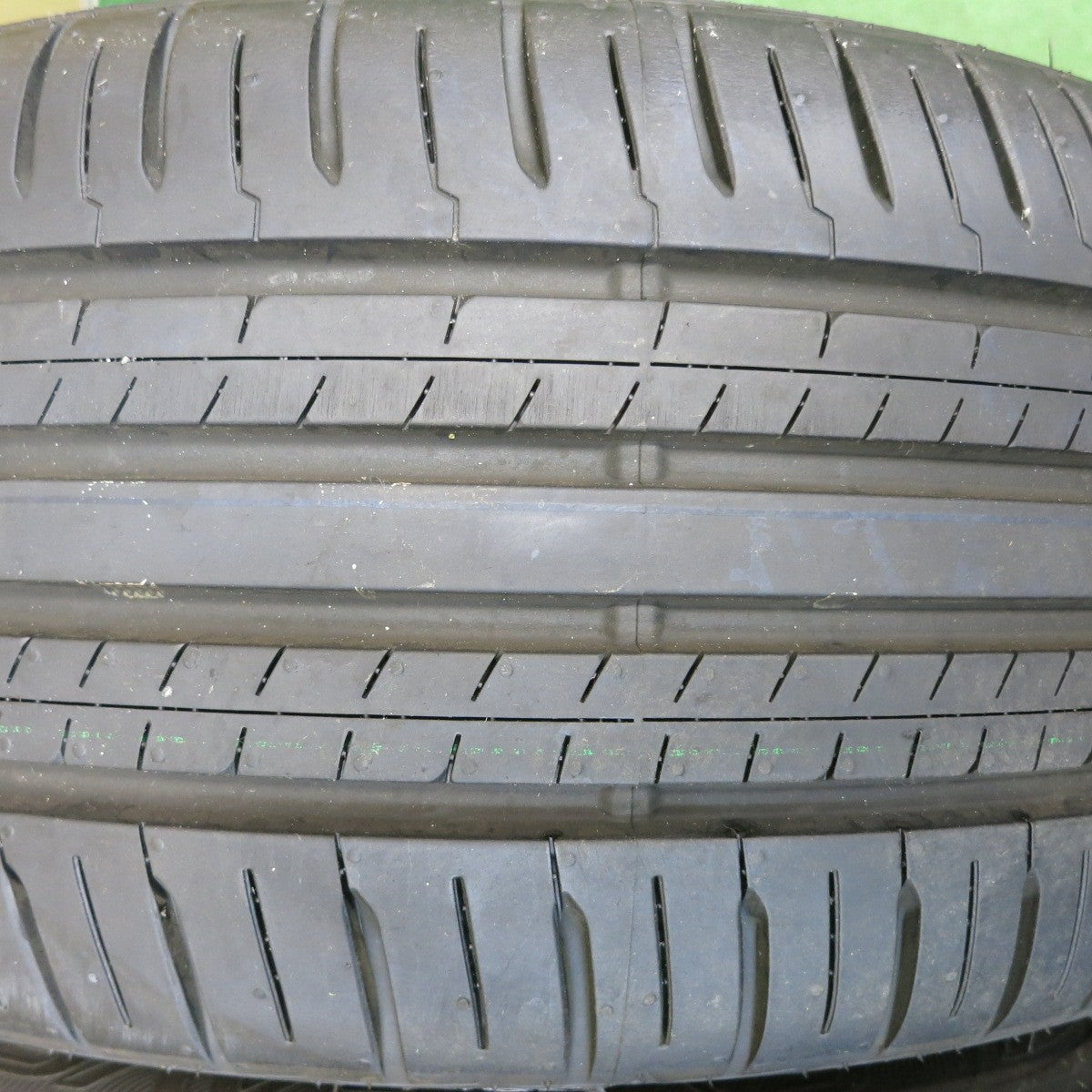 新車外し！26年★215/50R18 ダンロップ エナセーブ EC300+ タイヤ 18インチ ヤリスクロス CX-3 等★6041113HAノタ