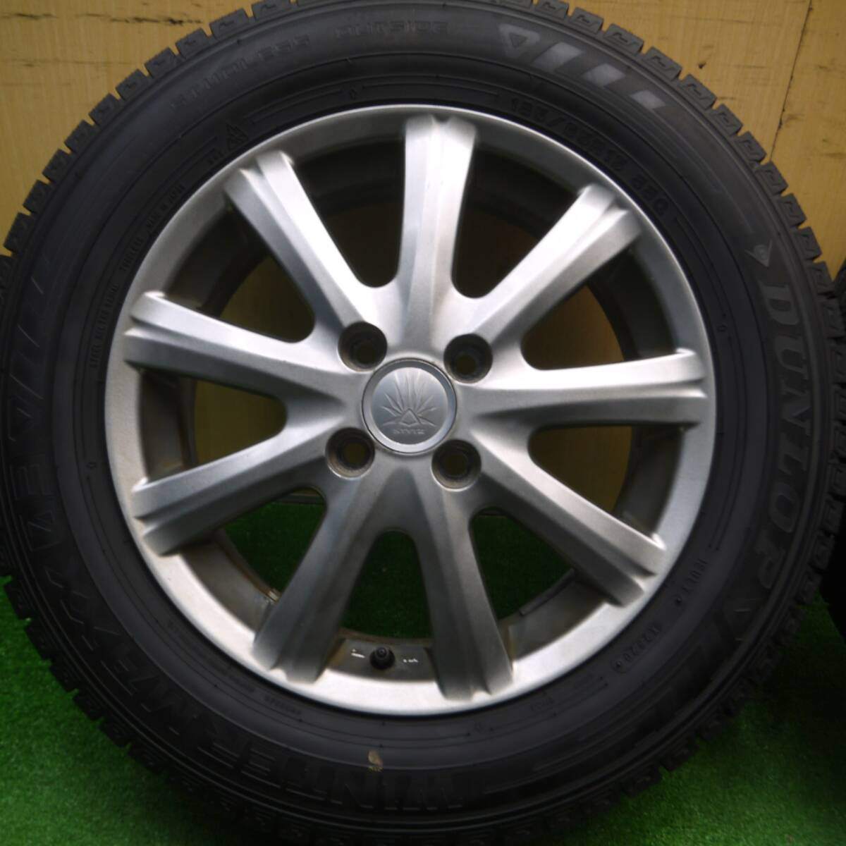 バリ溝！20年！キレイ！9.5分★スタッドレス 185/65R15 ダンロップ ウインターマックス03 STYTZ 15インチ PCD100/4H★4121608Hス
