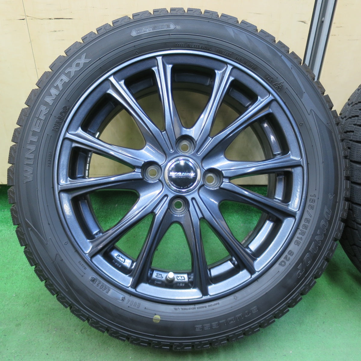 バリ溝！21年！キレイ！9.5分★スタッドレス 185/55R15 ダンロップ ウインターマックス WM02 WAREN ヴァーレン 15インチ PCD100/4H★5041204イス