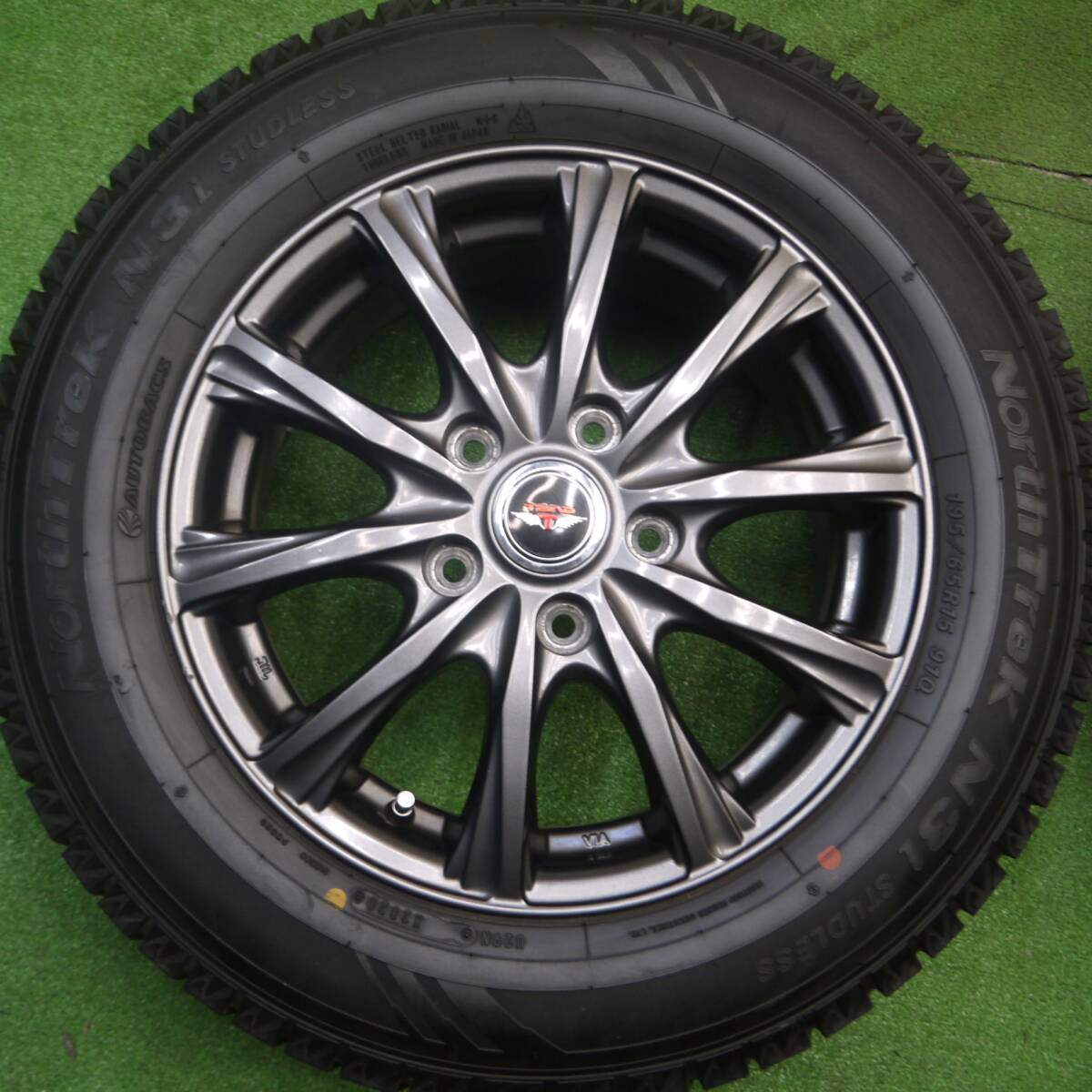 バリ溝！20年！キレイ！ほぼ10分★スタッドレス 195/65R15 オートバックス ノーストレック N3i TEAD テッド 15インチ PCD114.3/5H★4122302Hス