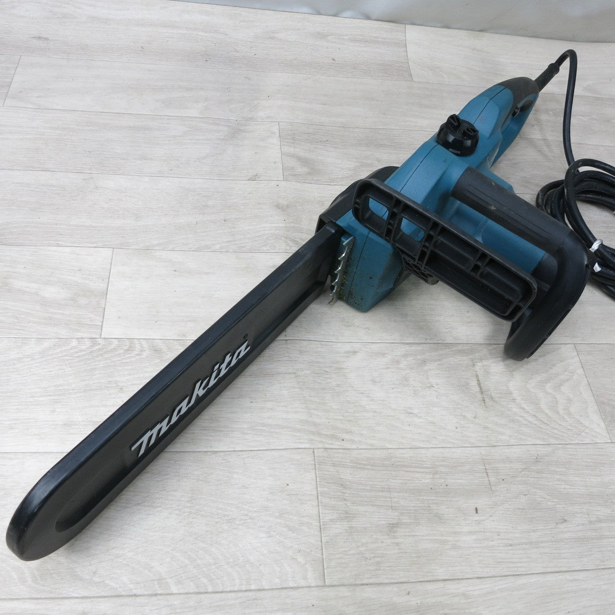 [送料無料] ◆マキタ 350mm 電気 チェンソー 100V MUC3541 チェーンソー 切断機 電動 工具 ジャンク◆