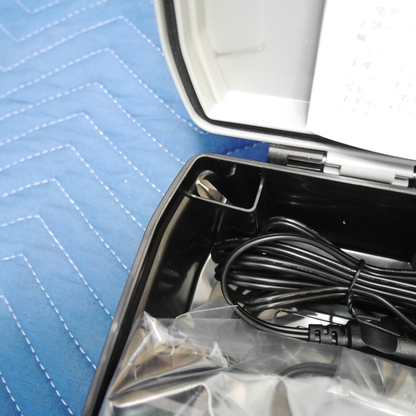 [送料無料] 未使用！バッテリー2個☆マキタ 充電式 インパクトドライバ TD173D GXPB 電動 工具 makita 18V☆
