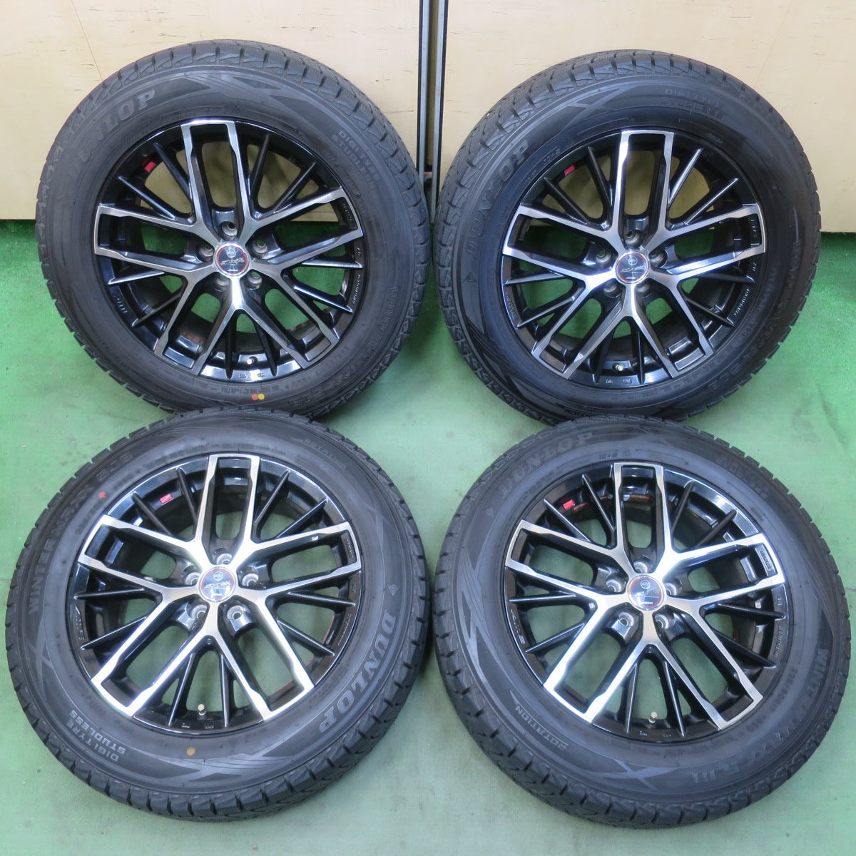 バリ溝！9.5分★フォレスター 等 225/60R17 スタッドレス ダンロップ ウインターマックス SJ8 SMACK ENKEI AME スマック エンケイ 17インチ PCD100/5H★6031408イス