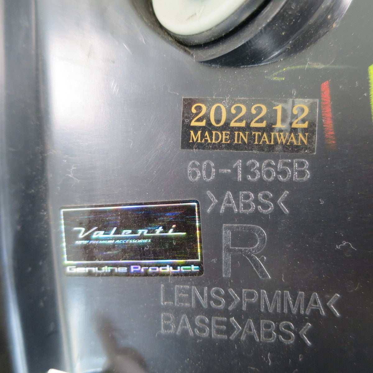 キレイ♪ホンダ RK1 ステップワゴン VALENTI テールライト 60-1365B  右 側 のみ ヴァレンティ テールランプ テールレンズ カー パーツ♪