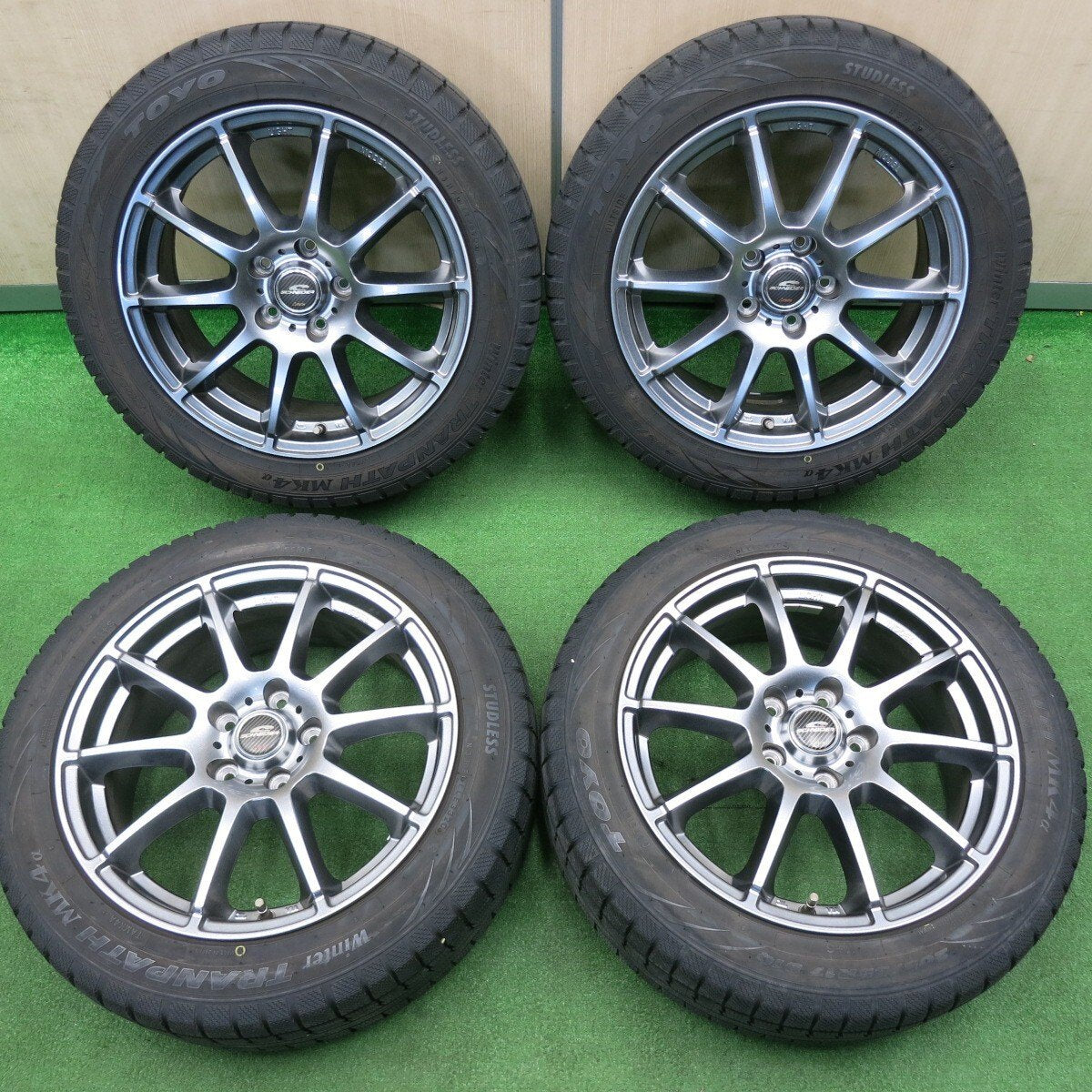 バリ溝！20年！キレイ！9分★スタッドレス 205/55R17 トーヨー ウインター トランパス MK4α SCHNEIDER ATECH シュナイダー 17インチ PCD114.3/5H★4121607TNス