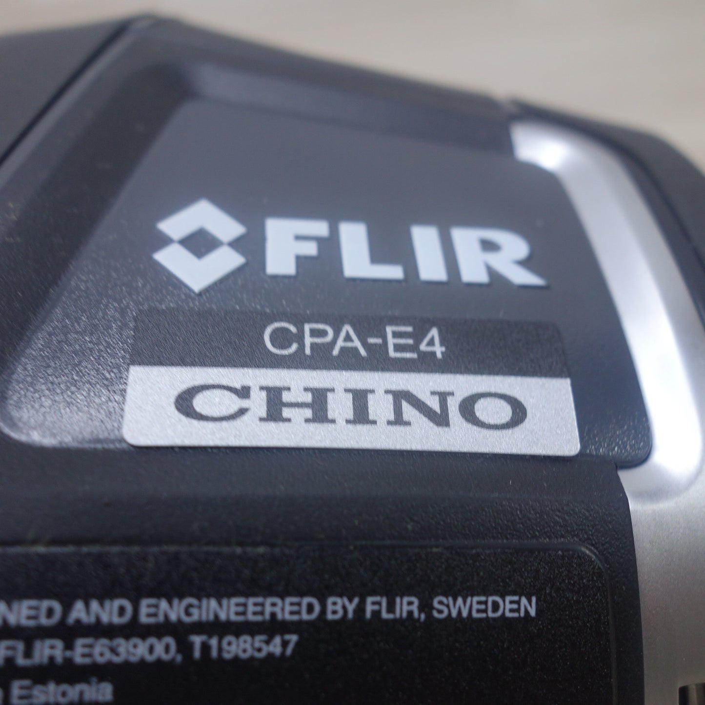 [送料無料] キレイ◆FLIR 携帯用小形熱画像カメラ 赤外線 サーモグラフィ CPA-E4 CHINO  チノー フリアー ハードケース付 計測器 測定器◆