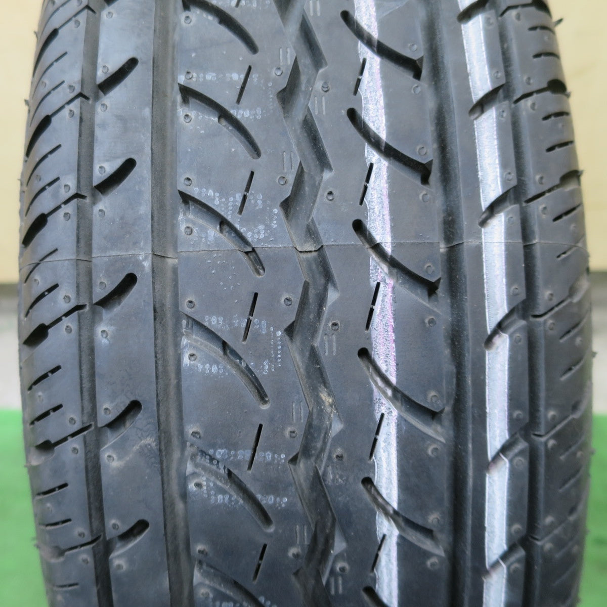ほぼ未使用！1本★195/80R15 107/105L ヨコハマ JOB RY52 TOPY スチール ホイール 15インチ PCD139.7/6H★6042403ナノ