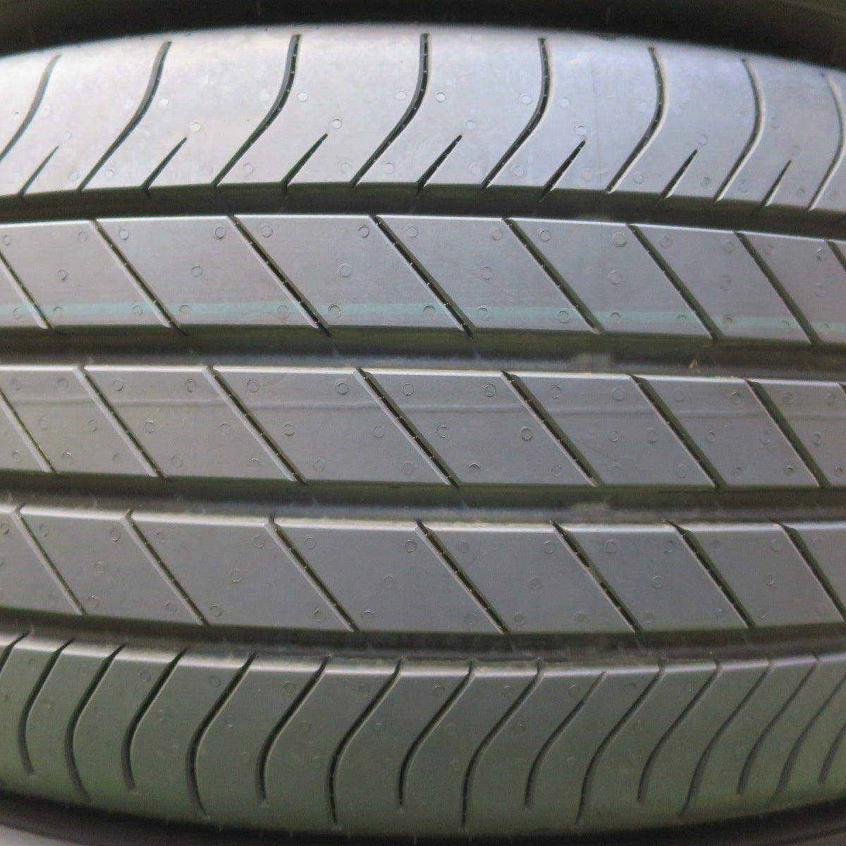 新車外し！26年◎215/55R18 ダンロップ e.SPORT MAXX eスポーツマックス タイヤ 18インチ CX-30 MPV 等◎6083120イノタ