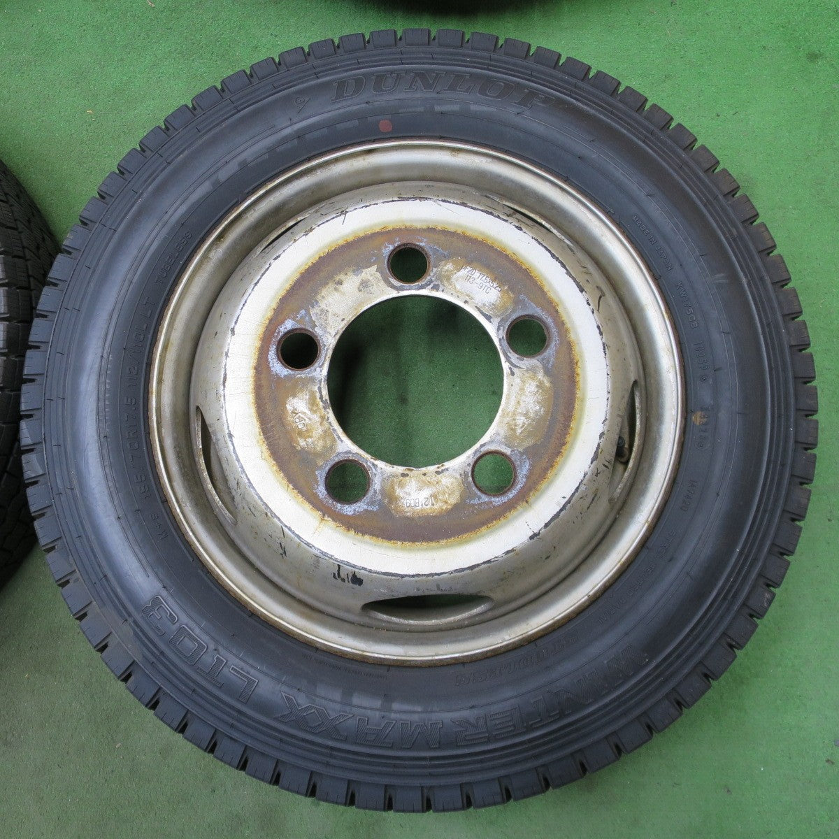 バリ溝！23年！9分！6本★トラック 195/70R17.5 112/110L スタッドレス ダンロップ ウインターマックス LT03 スチール ホイール 113-9TC 17.5インチ PCD203.2/5H★6040401ナス