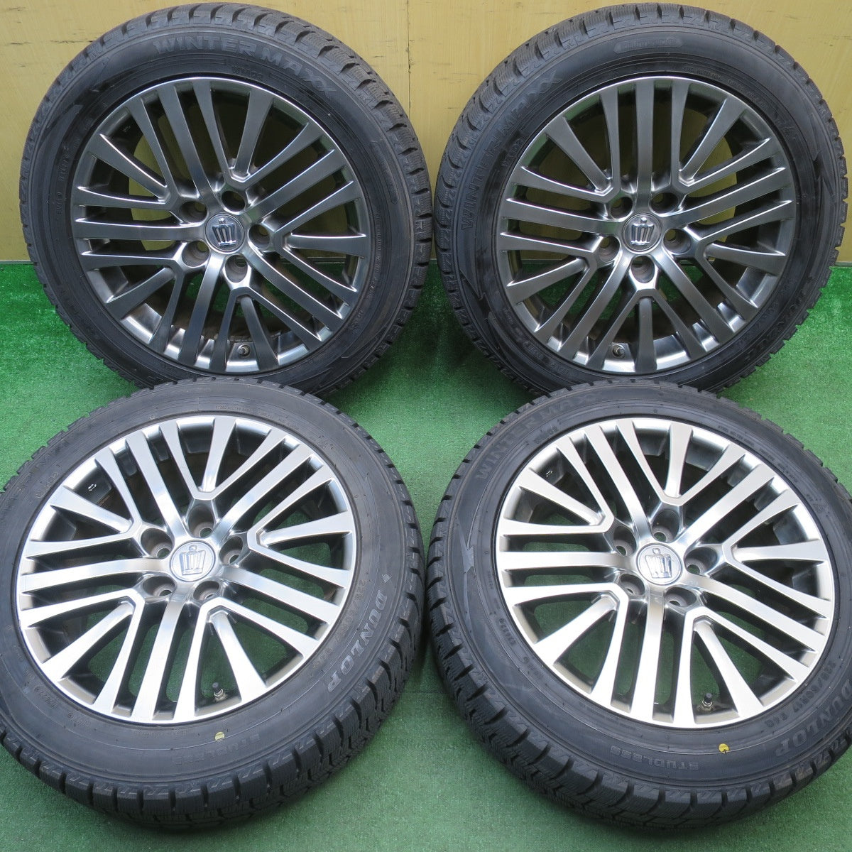 バリ溝！22年！キレイ！9分★トヨタ 210系 クラウン マジェスタ 純正 225/50R17 スタッドレス ダンロップ ウインターマックス WM02 17インチ PCD114.3/5H★6021010NJス