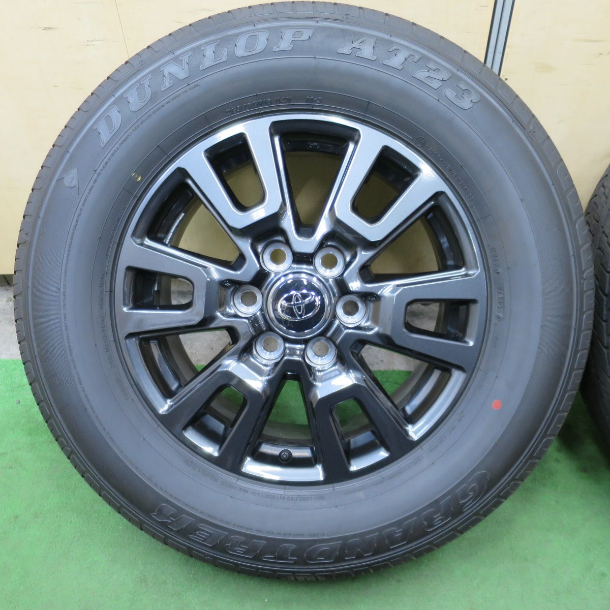 新車外し！25年★トヨタ ランクル 250 VX 純正 265/65R18 ダンロップ AT23 グラントレック 18インチ PCD139.7/6H★6042101NGノ