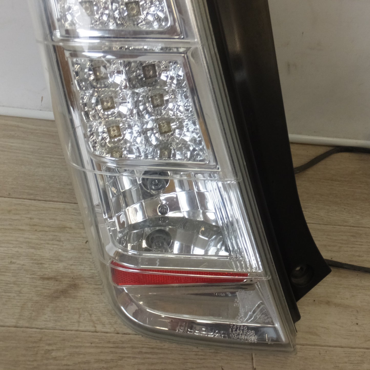 [送料無料] ★JUNYAN スズキ SUZUKI ワゴンR MH23S テールライト LT-HU588 LT-HU496 左★