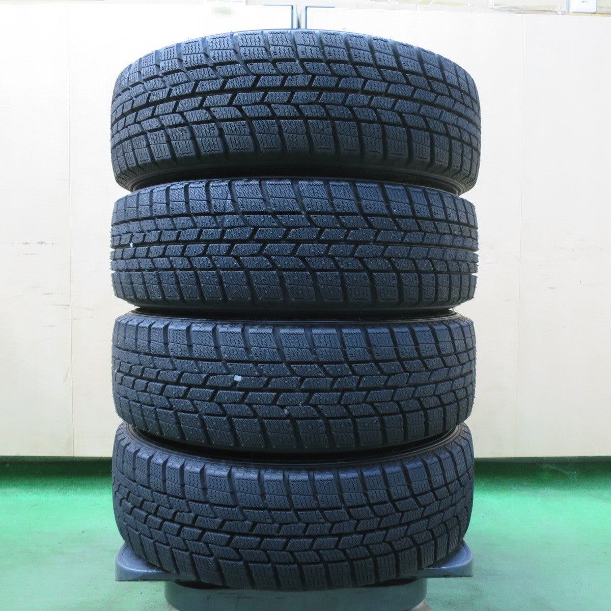 ほぼ未使用★スタッドレス 155/65R13 グッドイヤー アイスナビ6 KAISAS 社外 アルミ 13インチ PCD 100 110 114.3/4H マルチ★5100701イス
