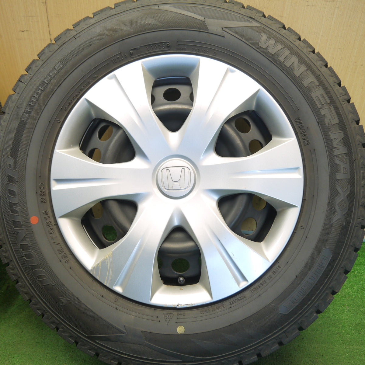 バリ溝！25年！ほぼ10分◎ホンダ フリード 純正 スチール 185/70R14 スタッドレス ダンロップ ウインターマックス WM02 14インチ PCD100/4H◎6092503Hス