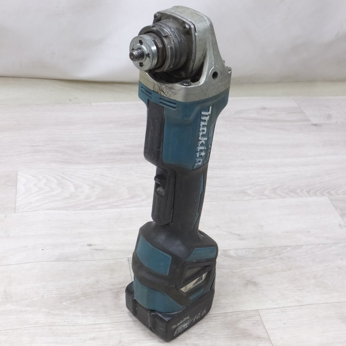 [送料無料] ◆マキタ 100mm 充電式 ディスク グラインダ GA416D 14.4V バッテリー 付き 電動 工具◆