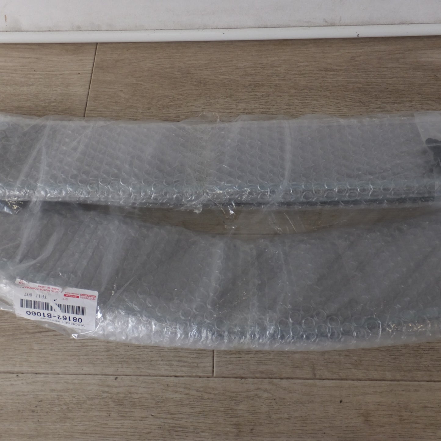 [送料無料] 未使用★トヨタ TOYOTA 純正 ライズ A200A ドアバイザー 08162-B1060 4枚 1台分★