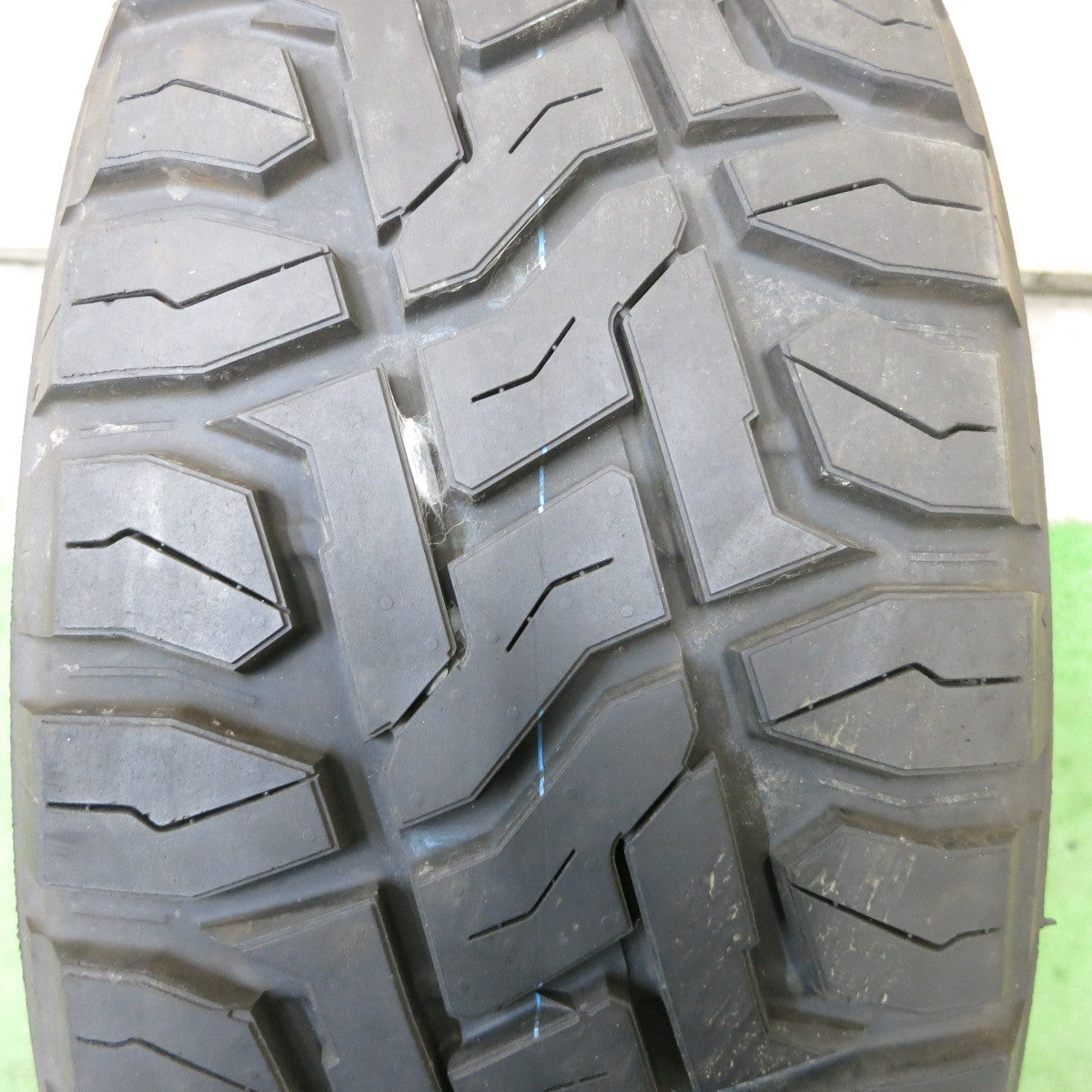 ほぼ未使用！24年！1本★225/55R18 トーヨー R/T オープン カントリー タイヤ 18インチ デリカ D:5 アウトランダー フォレスター 等★6010502ナノタ