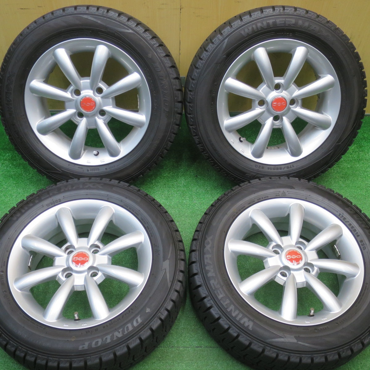 バリ溝！21年！キレイ！9.5分★FIAT フィアット 500 AGA 500 175/65R14 スタッドレス ダンロップ ウインターマックス WM02 14インチ PCD98/4H★5110406NJス