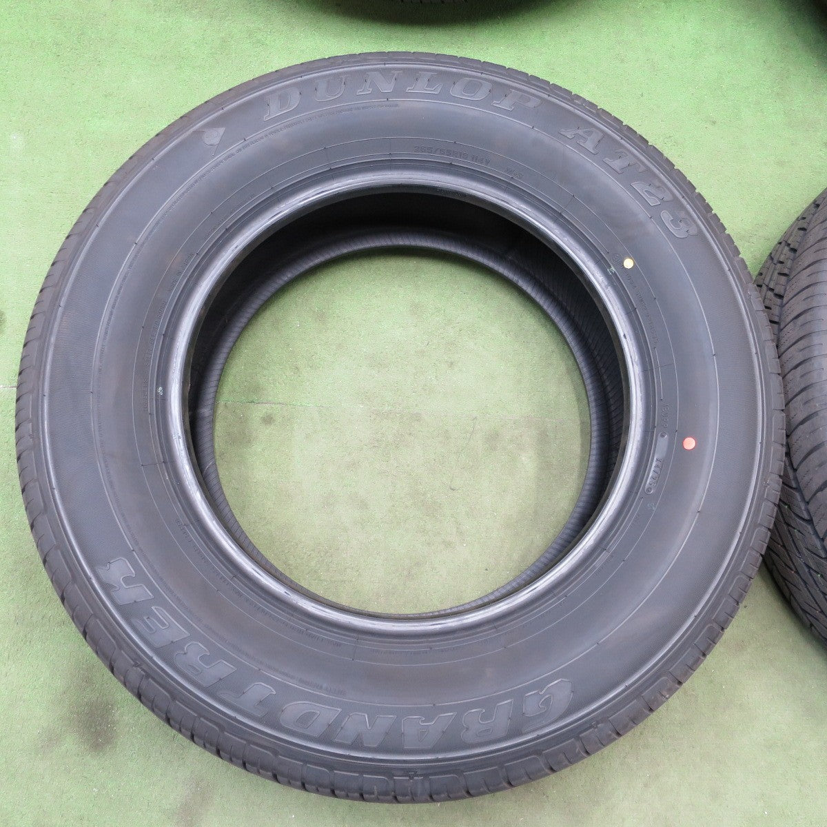 新車外し！25年★265/65R18 ダンロップ AT23 グラントレック タイヤ 18インチ ランクル 250 プラド 等★6020901NGノタ