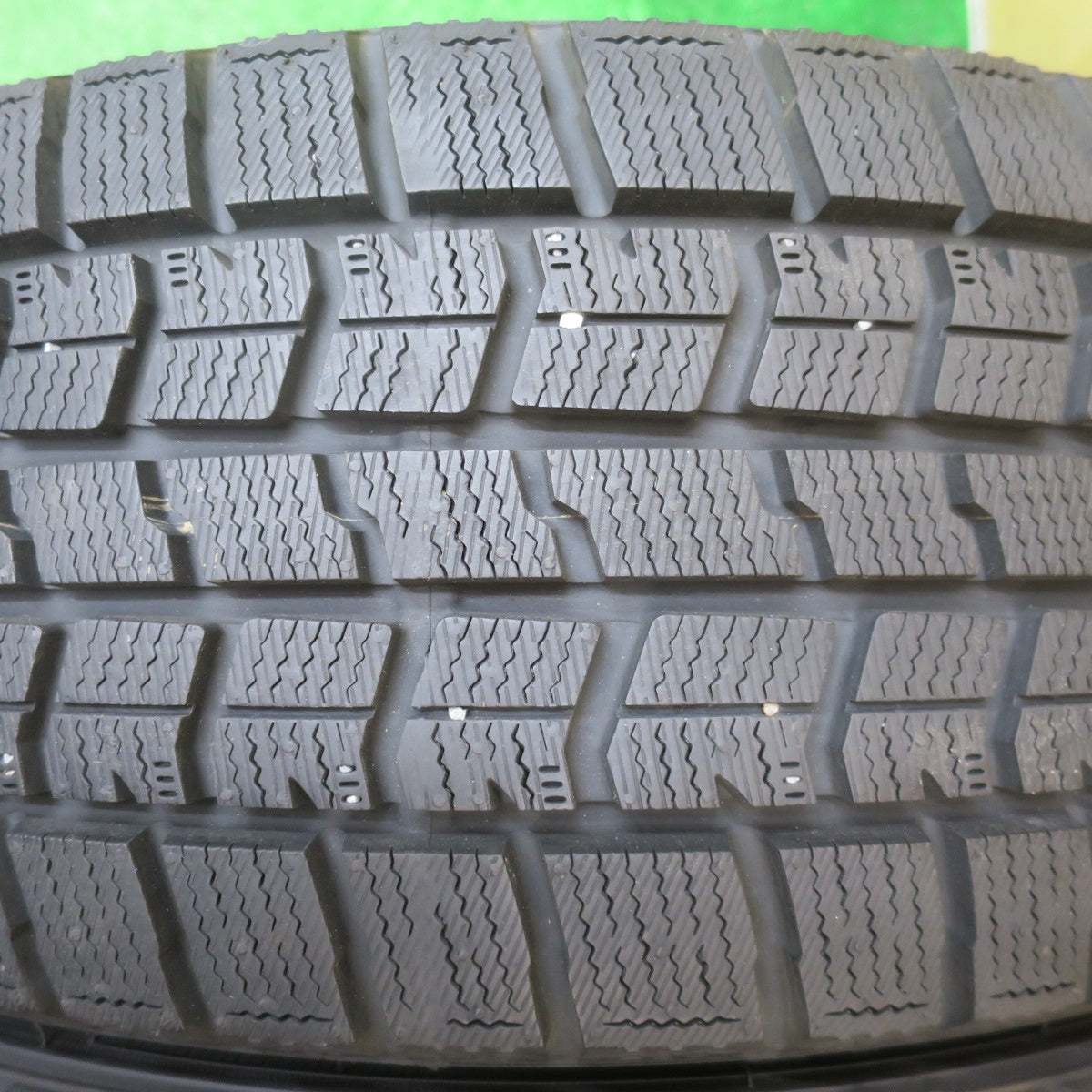 バリ溝！23年！キレイ！ほぼ10分★プリウス 等 215/45R17 スタッドレス グッドイヤー アイスナビ7 VELVA SPORTZ ヴェルヴァ 17インチ PCD100/5H★5111306NJス
