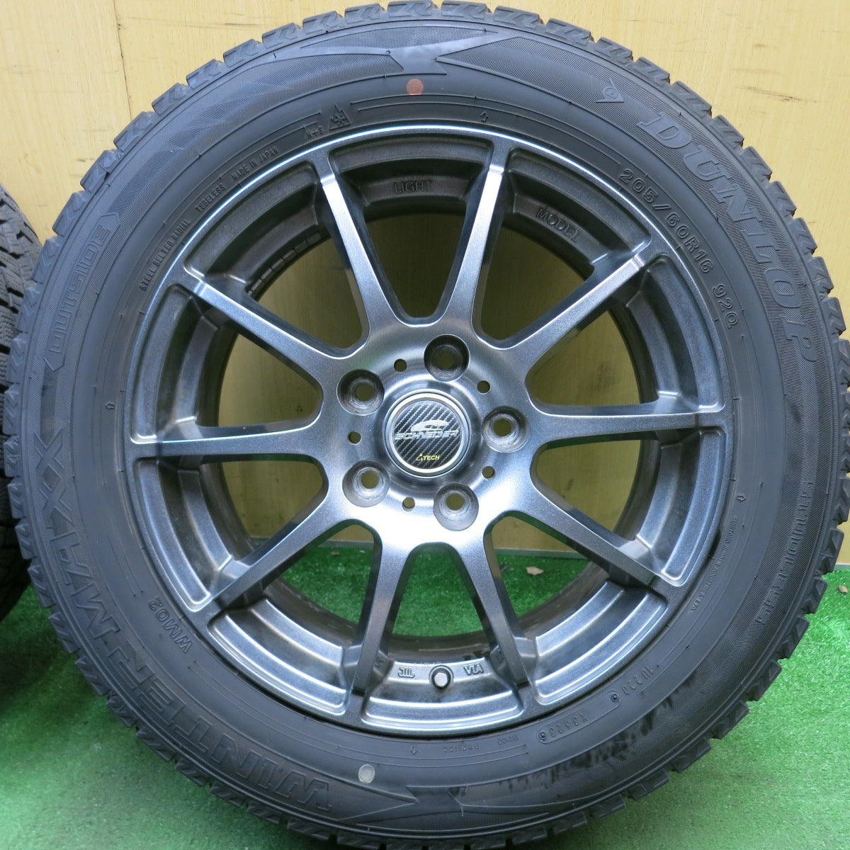 バリ溝！23年！キレイ！9.5分◎スタッドレス 205/60R16 ダンロップ ウインターマックス WM02 SCHNEIDER シュナイダー 16インチ PCD114.3/5H◎6061302HAス