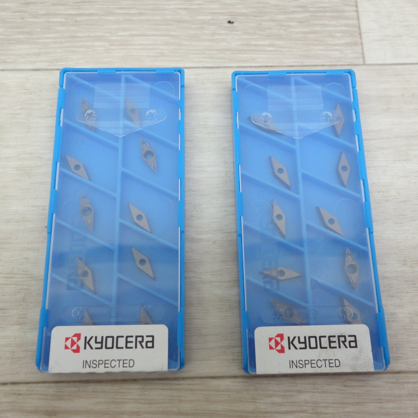 [送料無料] 未使用！2点☆KYOCERA 京セラ チップ VCMT080202VF VCMT151505VF TKD07660 PR1425☆