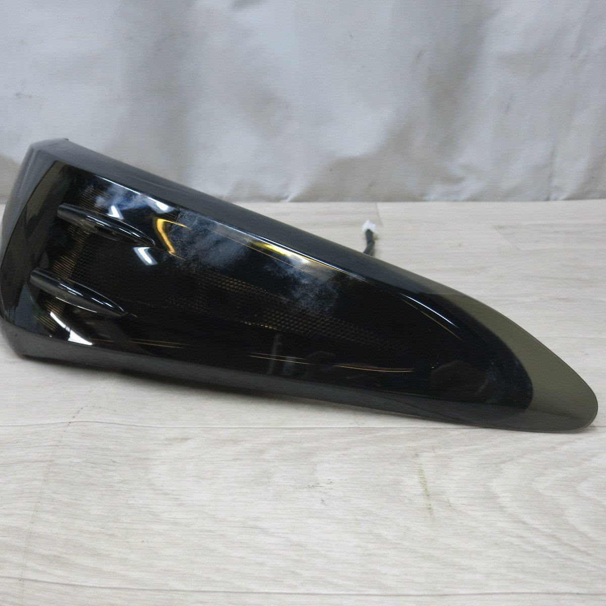 [送料無料] 左右セット◆ヴァレンティ 70カムリ JEWEL LED テール ライト ランプ REVO スモーク TT70CAM-SB-1 Valenti◆